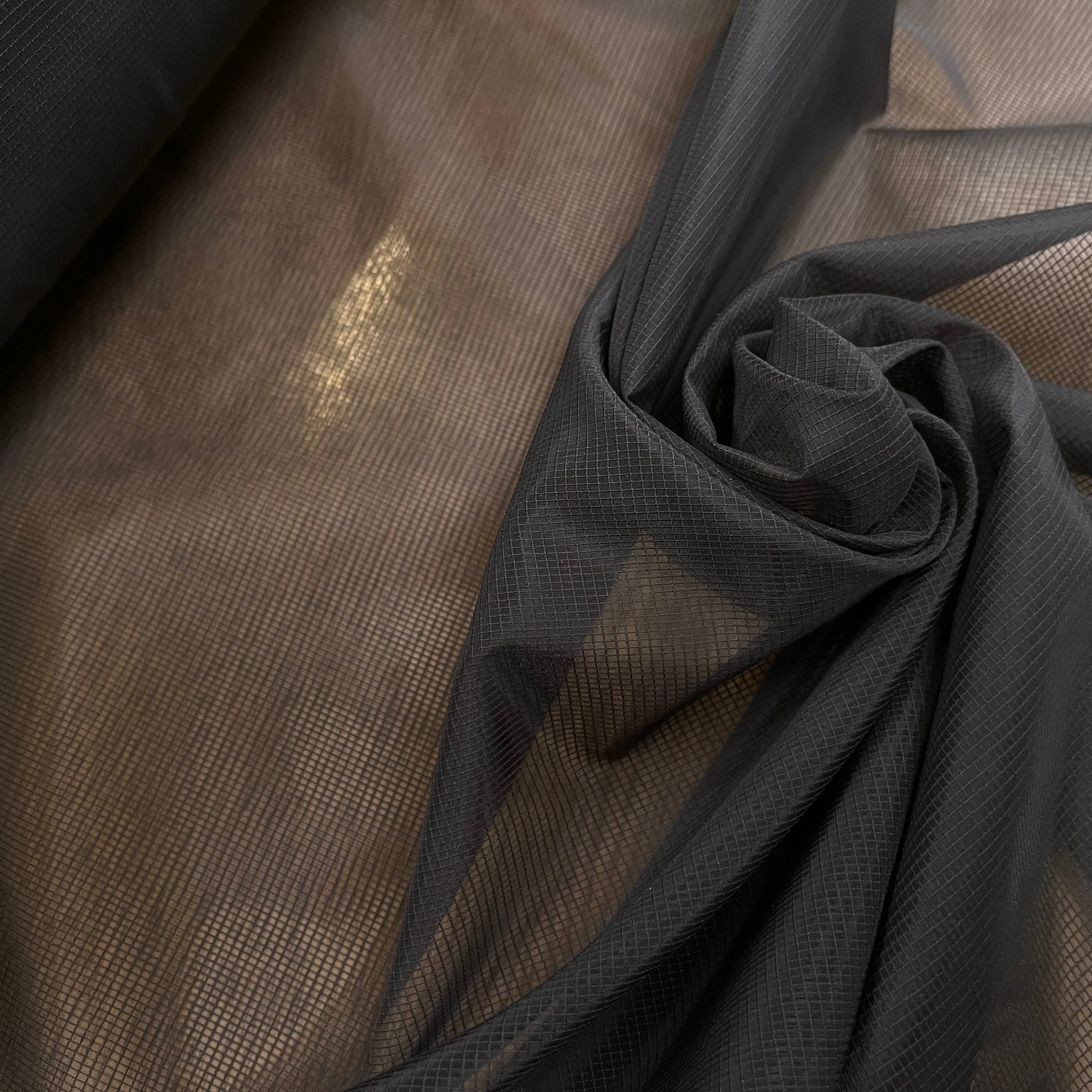 TISSU TECHNIQUE COUPE VENT NOIR - My Little Coupon