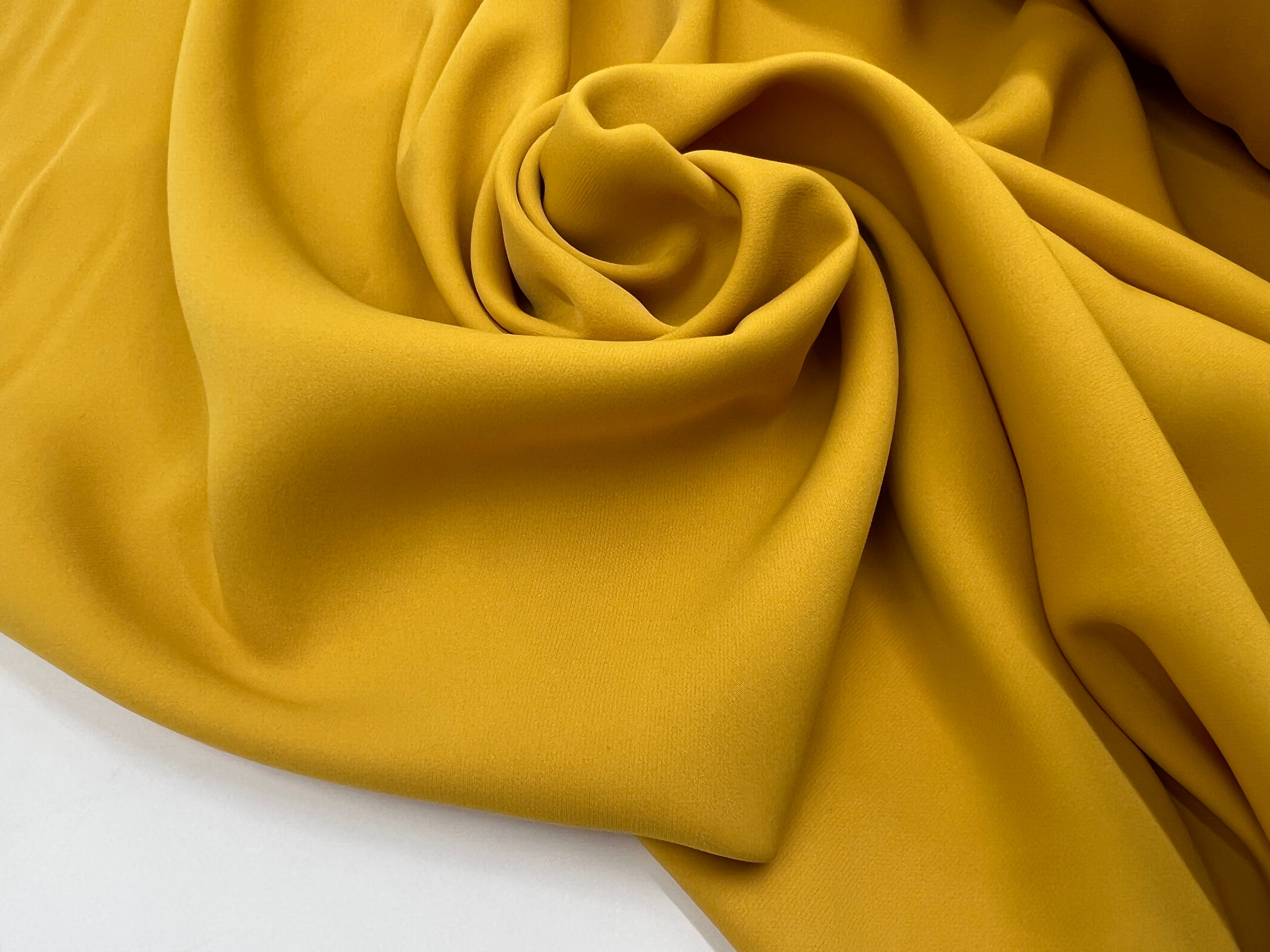 TISSU TECHNO CADY FLUIDE JAUNE OCRE MSO