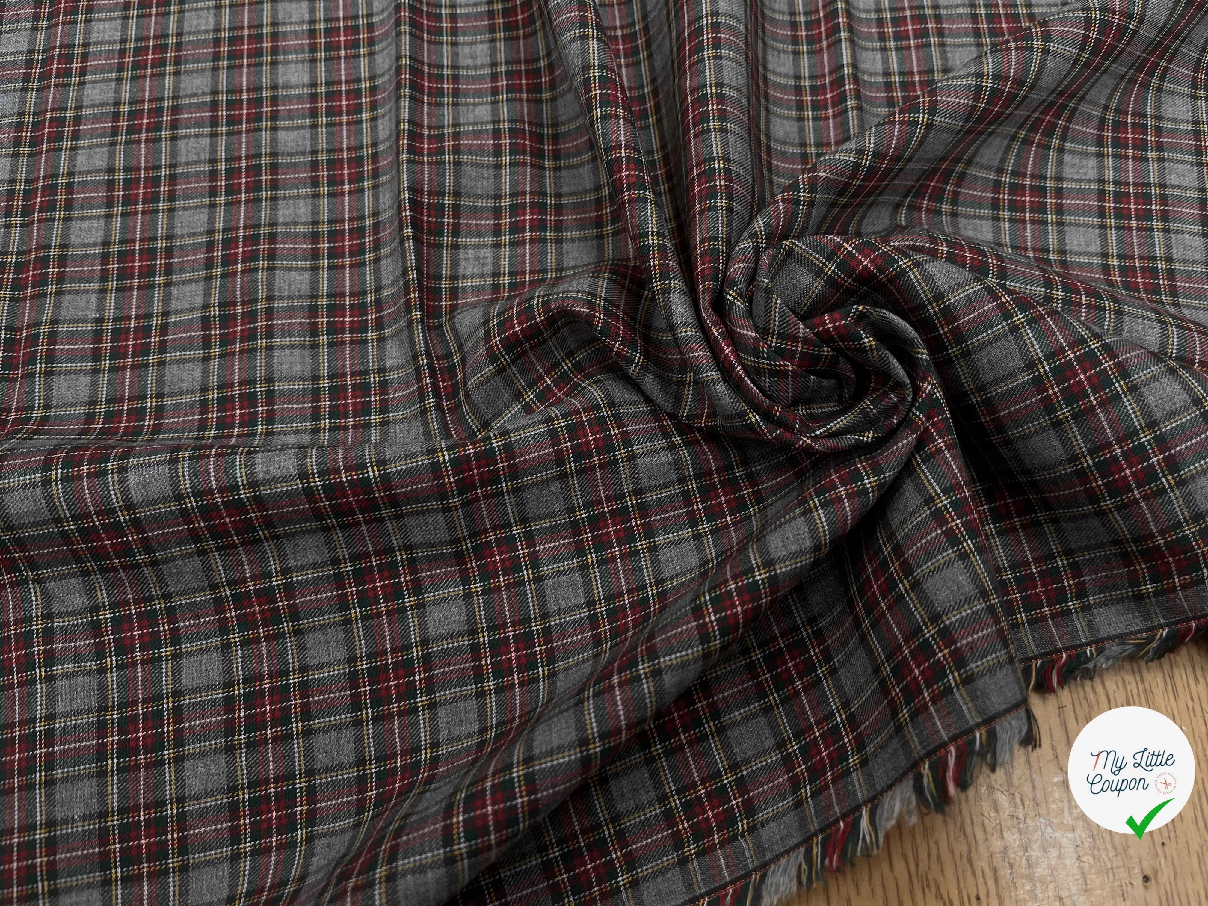 TISSU TRAPPEUR GRIS À CARREAUX VERT, JAUNE ET ROUGE 150CM - My Little Coupon
