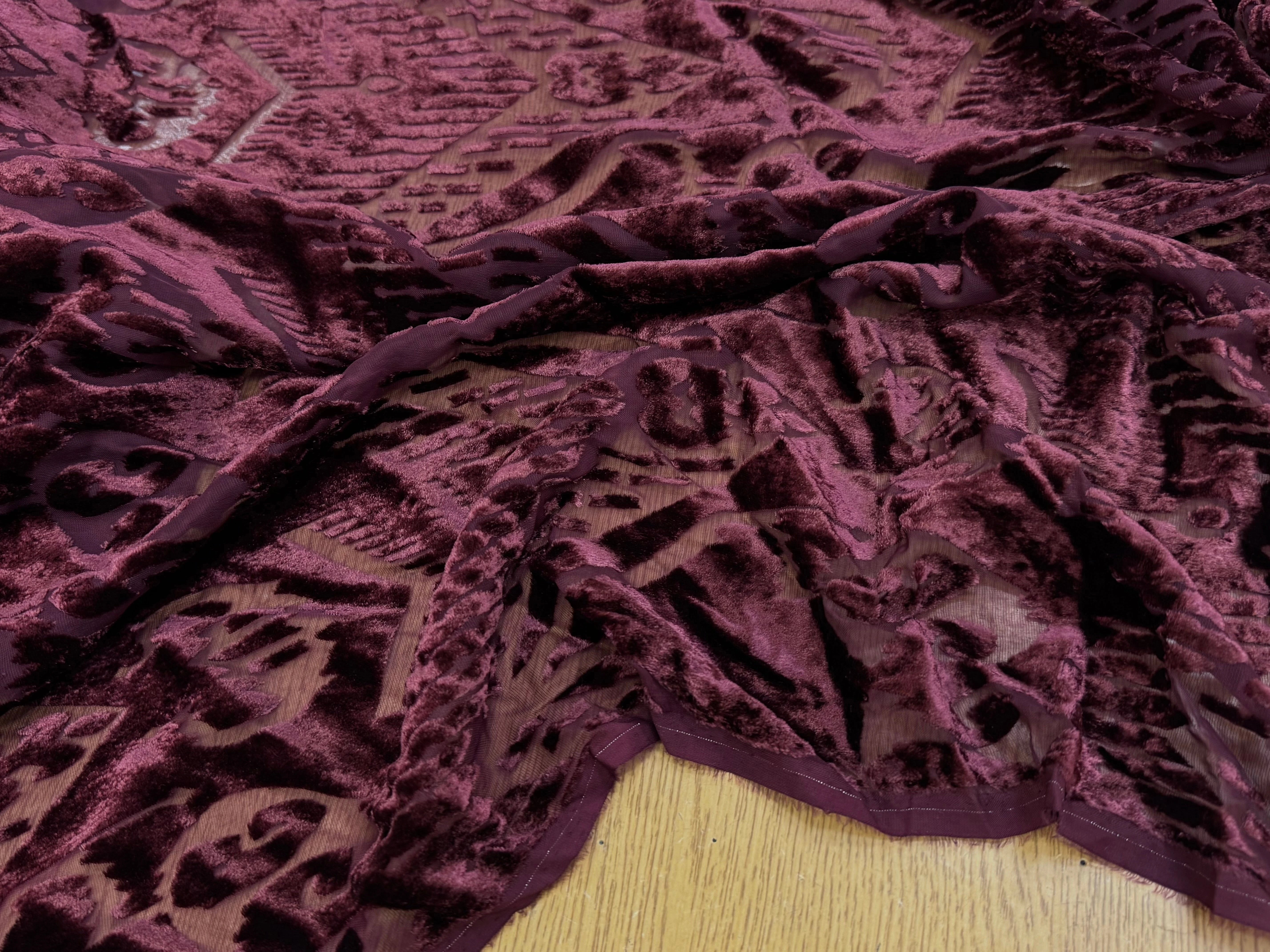 TISSU VELOURS DÉVORÉ BORDEAUX - My Little Coupon