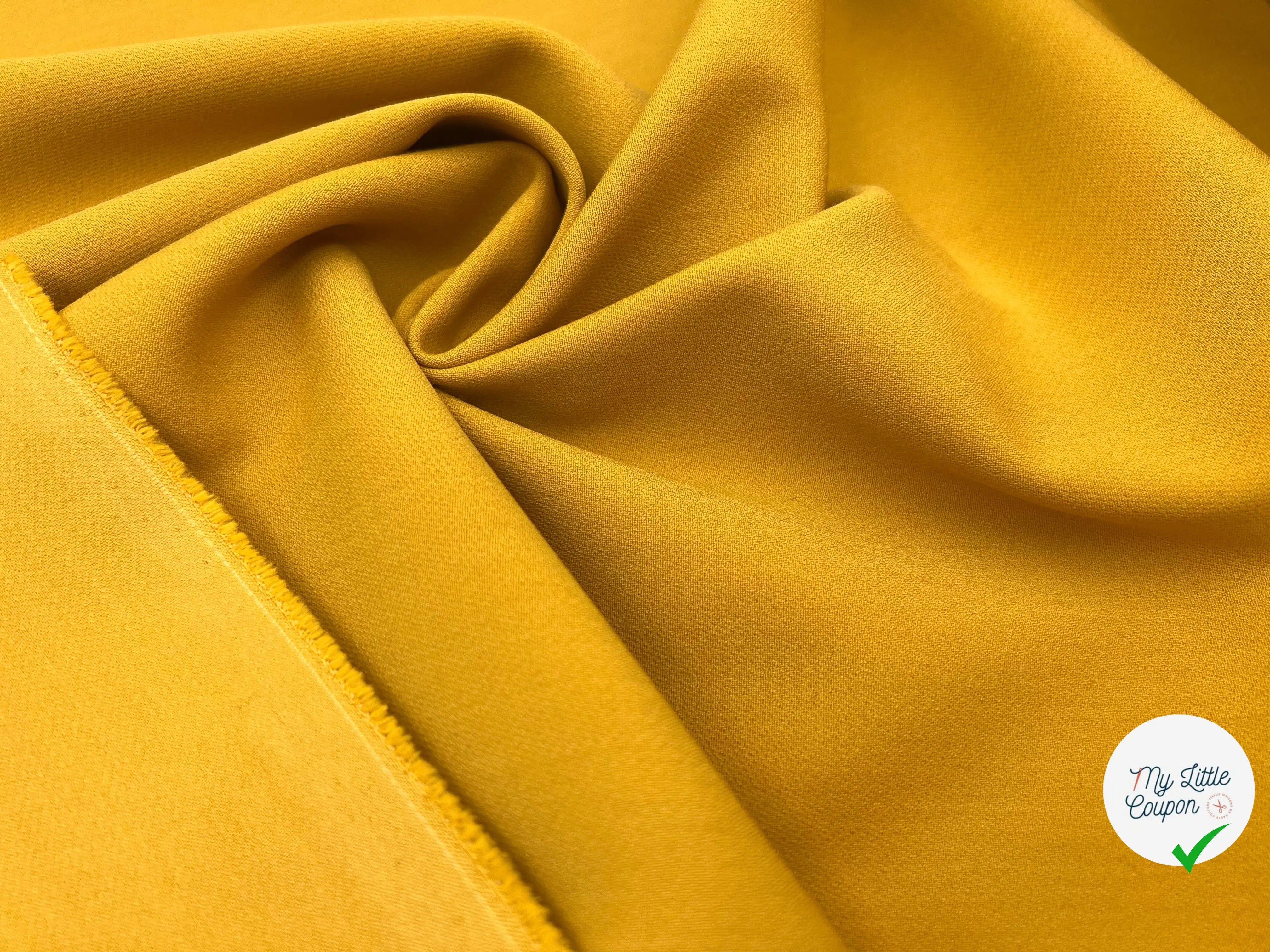 TISSU VISCOSE LAINE FINEMENT SERGÉ JAUNE OCRE - My Little Coupon