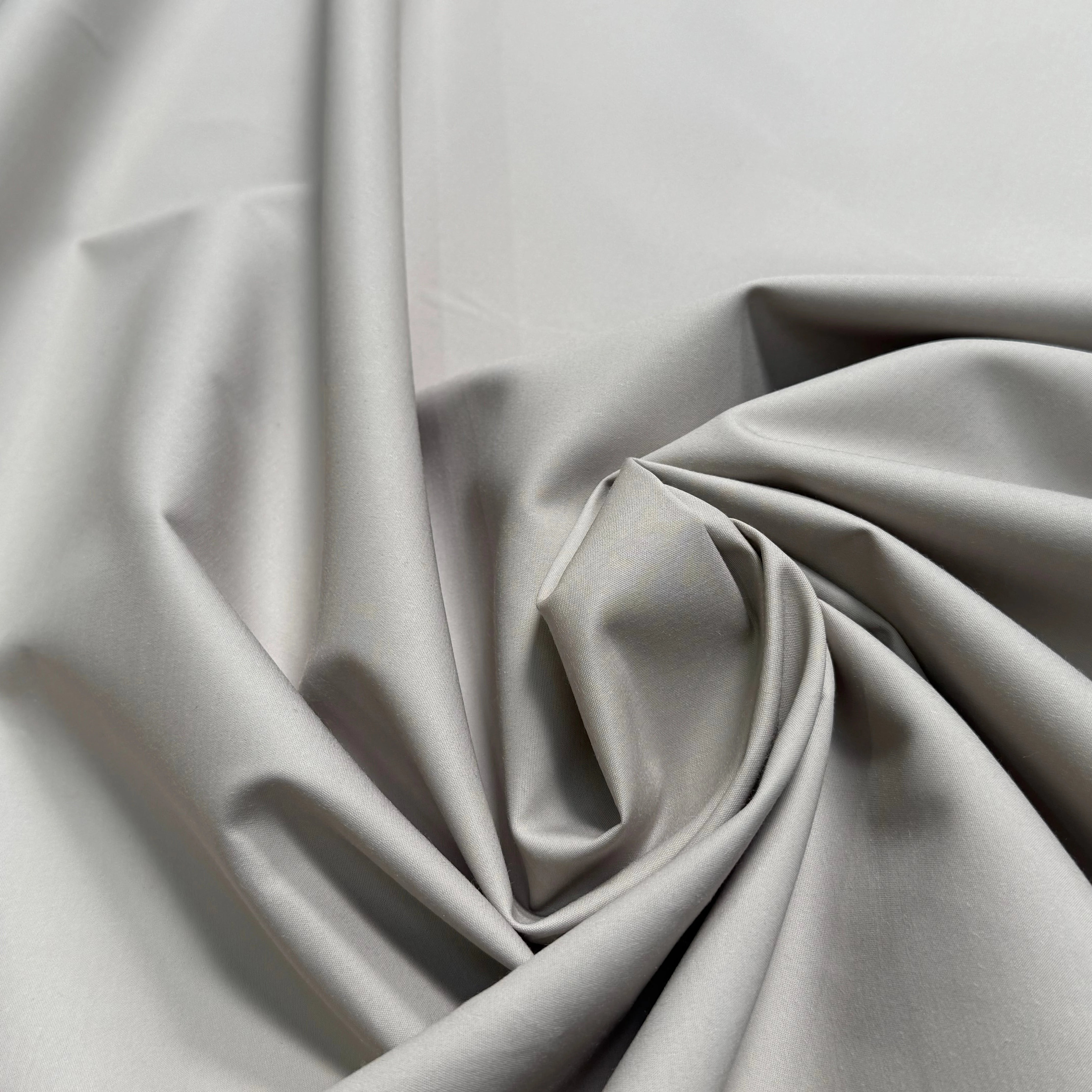 TISSU VISCOSE POLYAMIDE BELLE TENUE BEIGE 57% VISCOSE - My Little Coupon