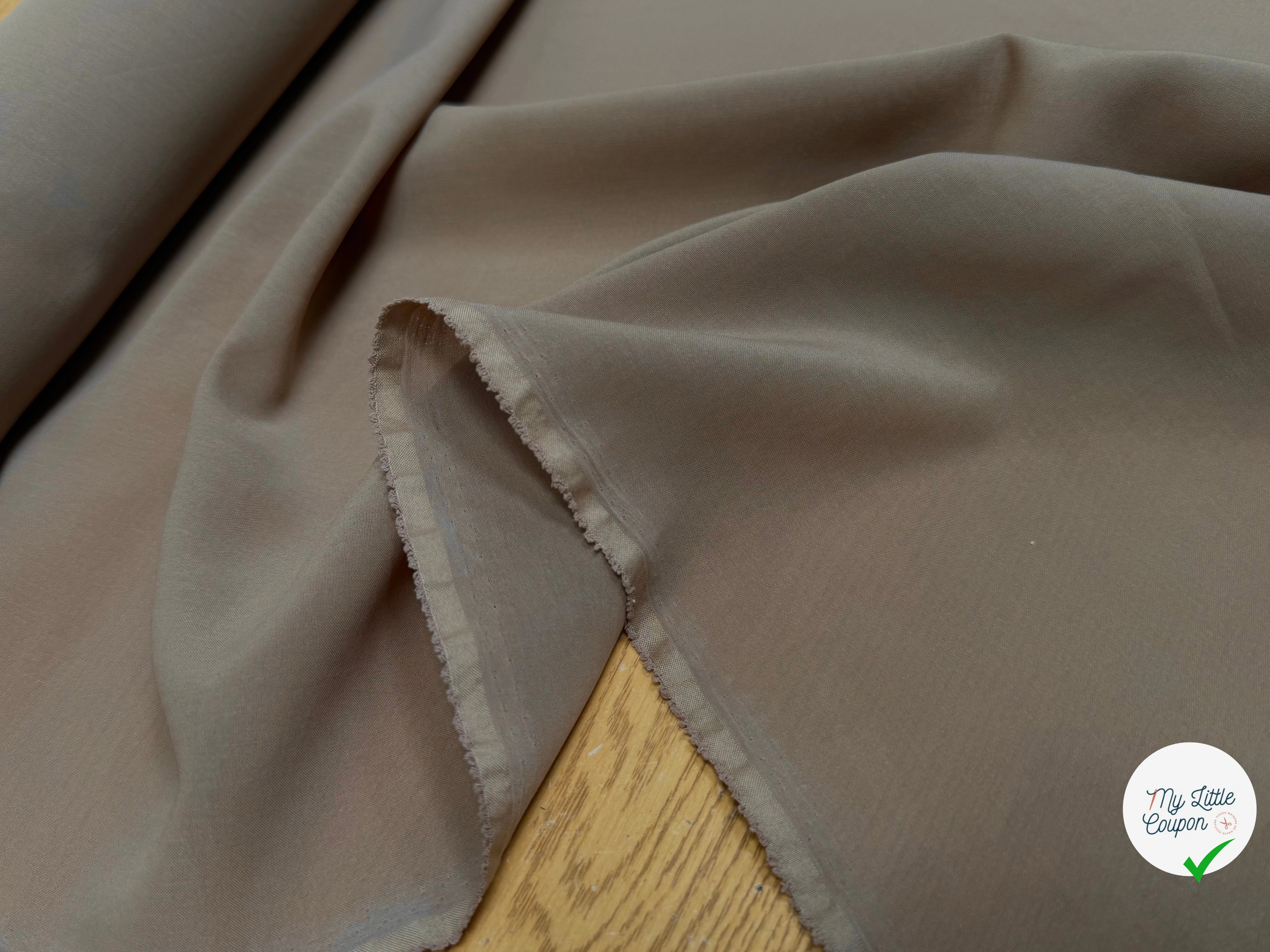 TISSU VOILE POLYVISCOSE FAUVE - My Little Coupon