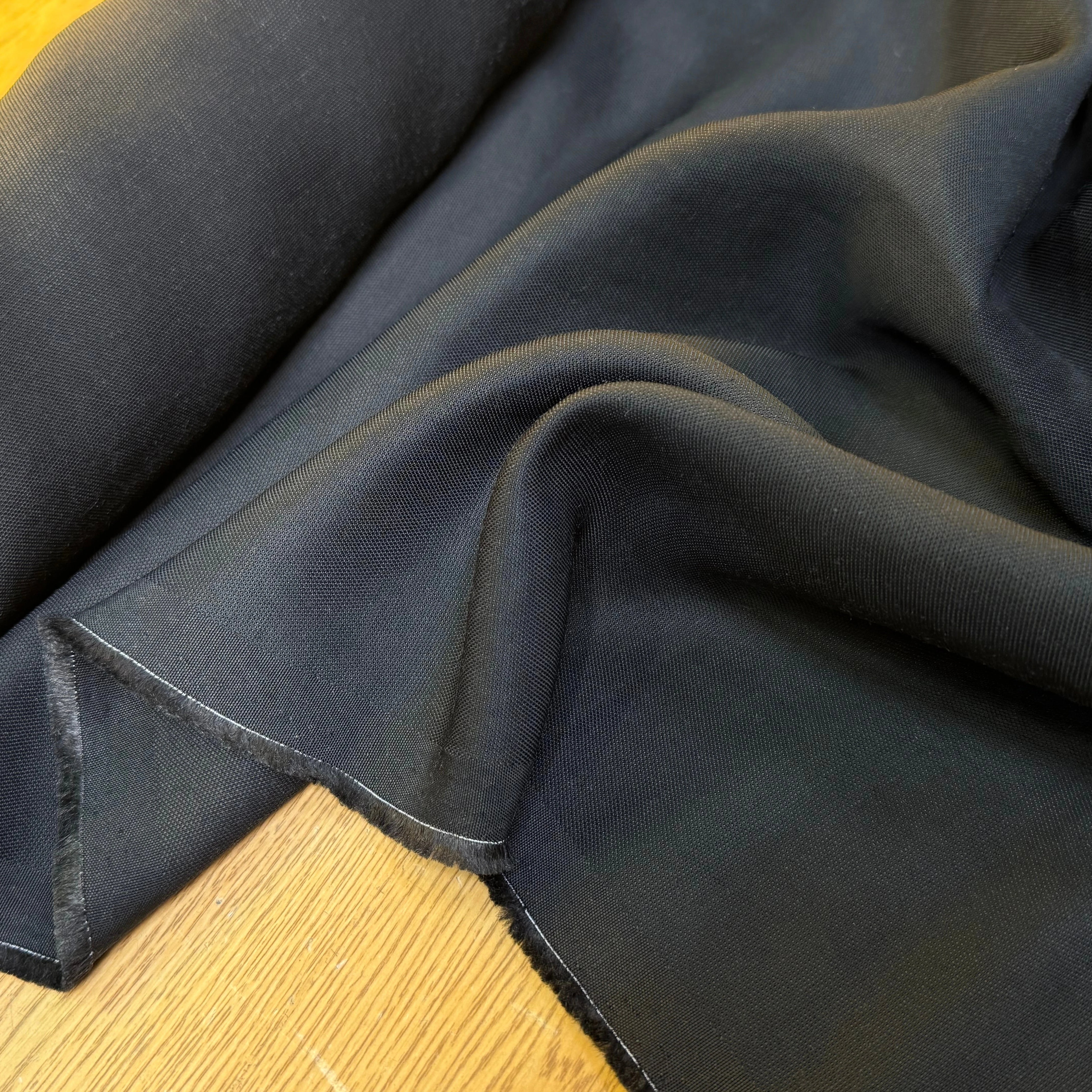 TOILE COTON SOUPLE ASPECT PIQUÉ NOIR - My Little Coupon