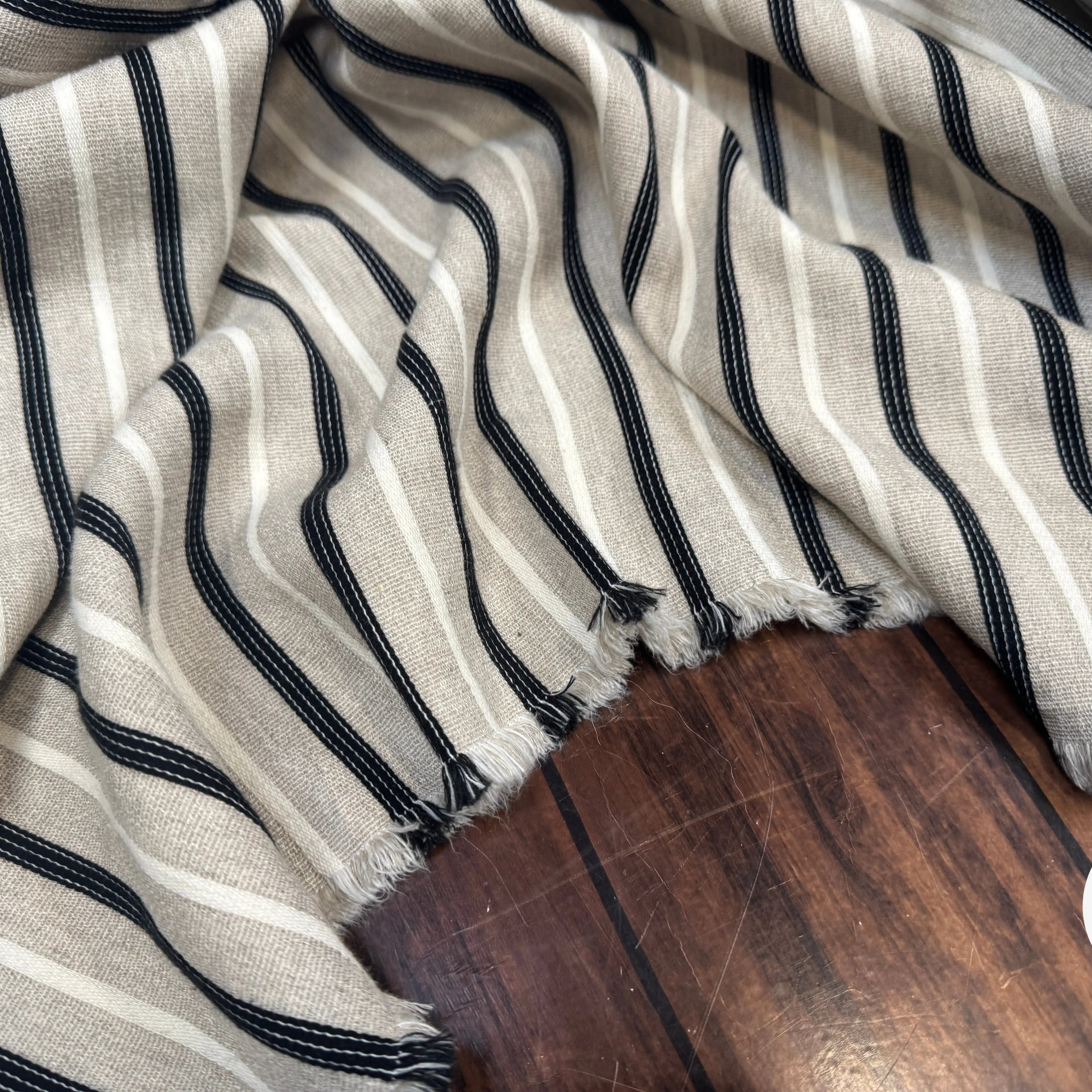 TOILE DE COTON BEIGE RAYURES MARINES - My Little Coupon