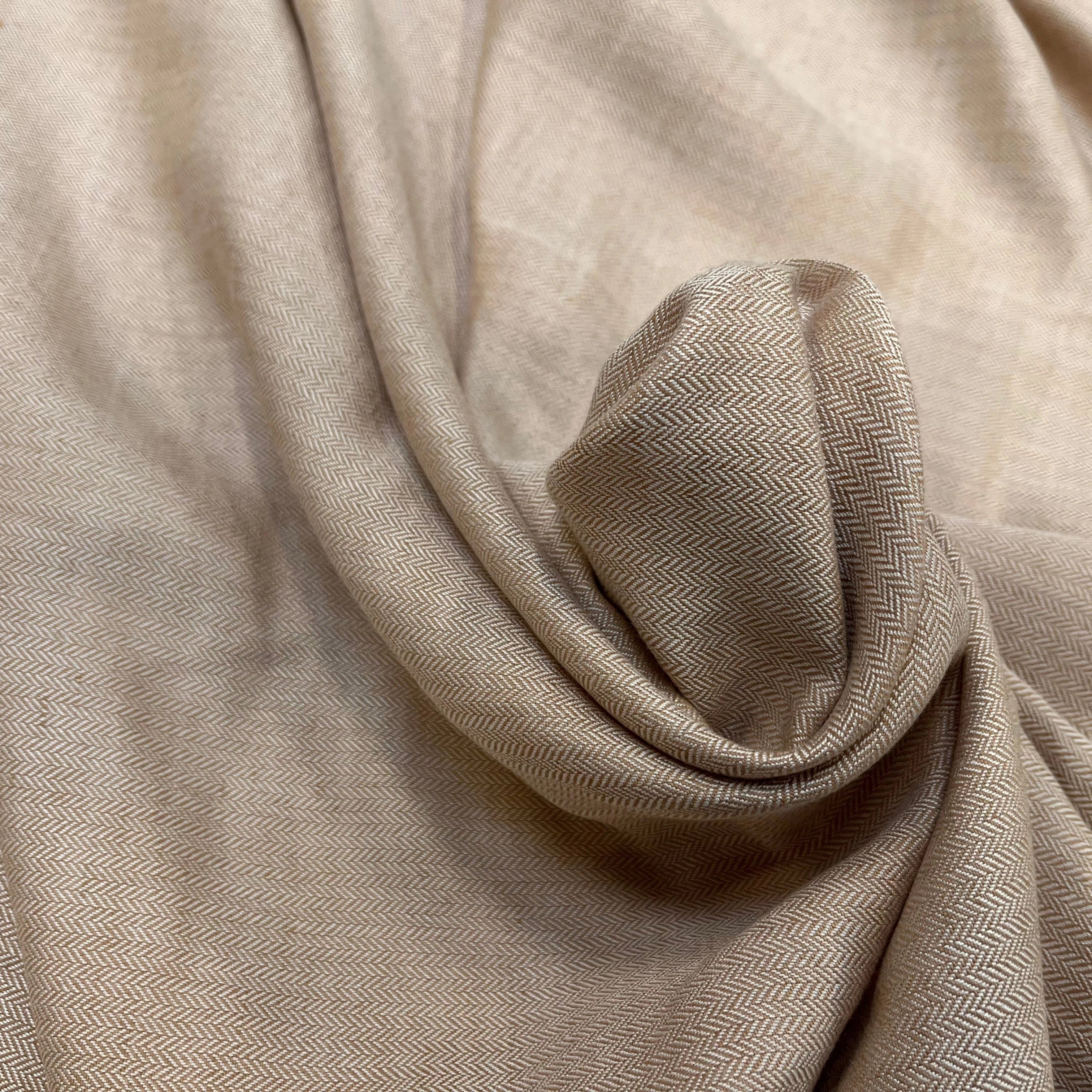 TOILE DE COTON CHEVRON GRATTÉ BEIGE ET CARAMEL - My Little Coupon