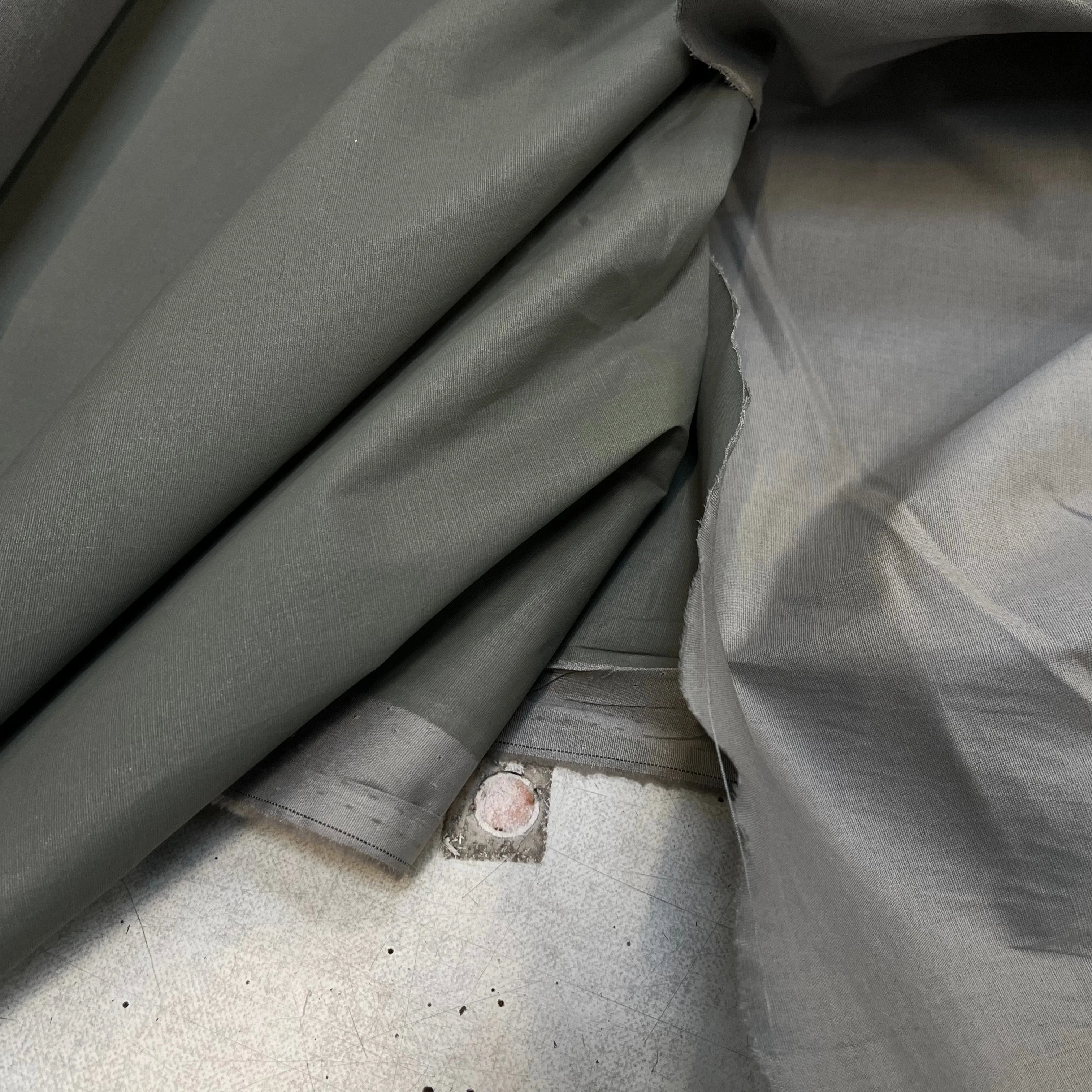 TOILE DE COTON CONTRECOLLÉ VERT GRIS - My Little Coupon