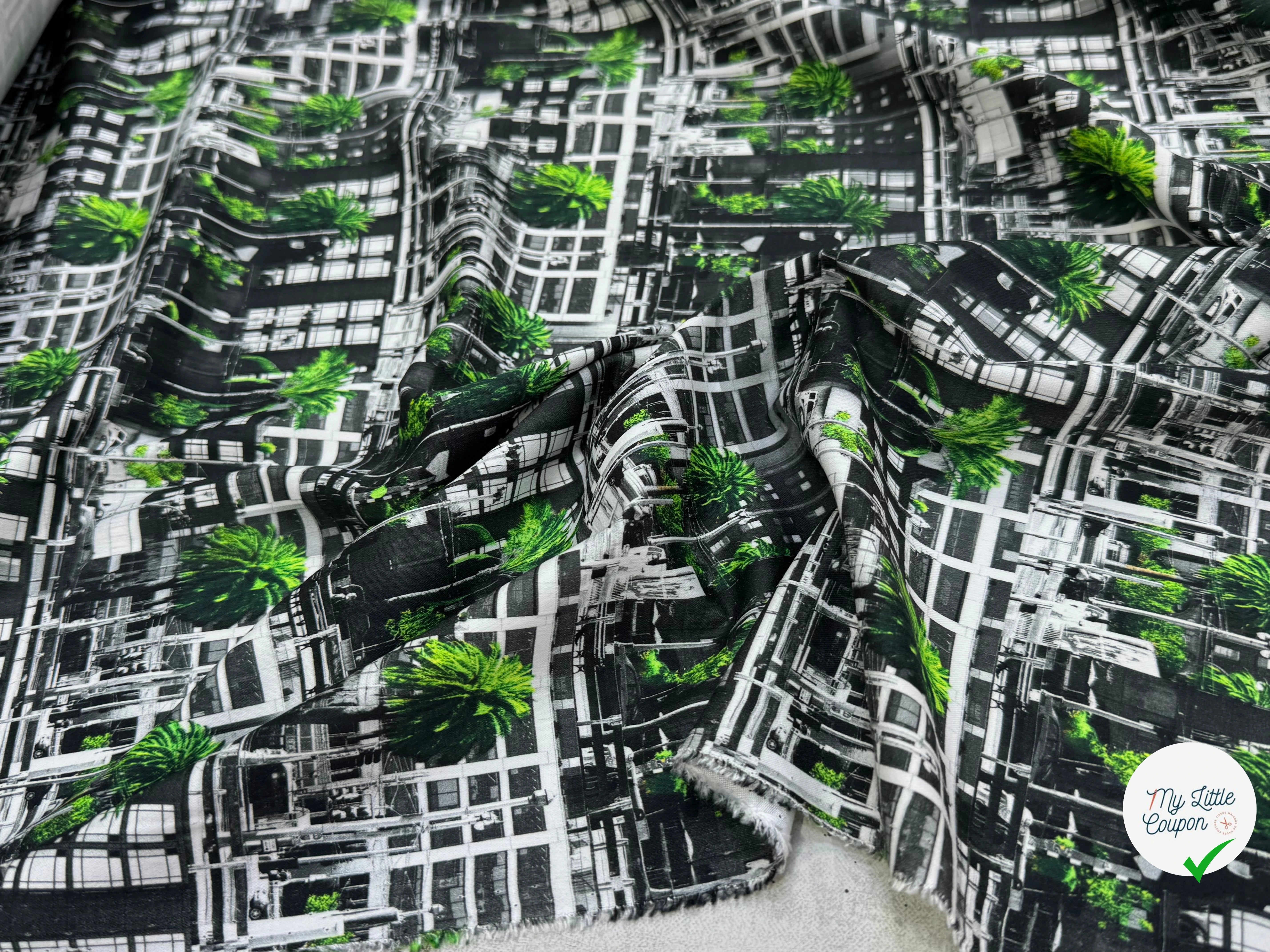 TOILE DE COTON NOBILEST STRETCH IMPRIMÉ GRAPHIQUE PALMIER VERT - My Little Coupon