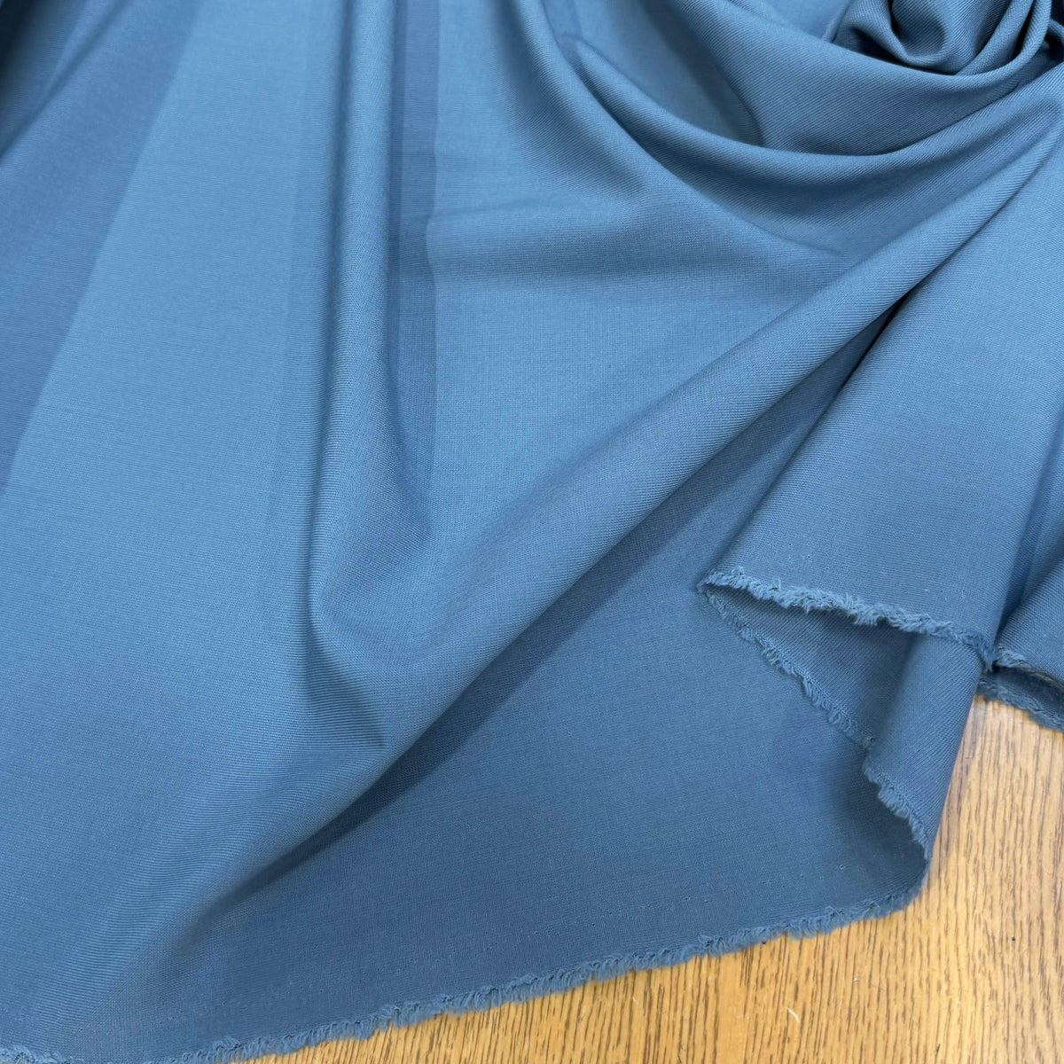 TOILE DE LAINE MAGNIFICO BLEU PLOMB 60% LAINE - My Little Coupon