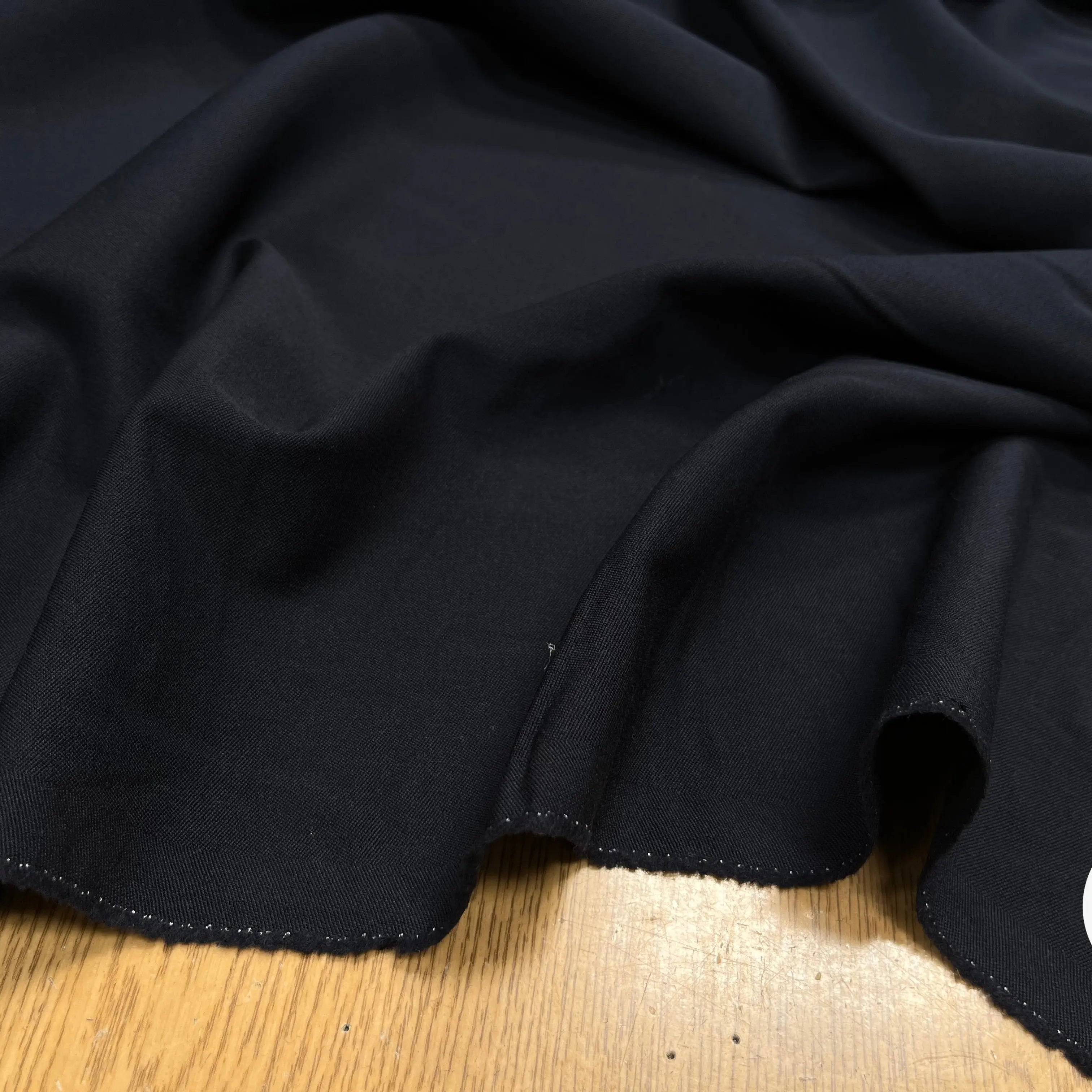 TOILE DE LAINE TEXTURÉ SOUPLE (BLEU MARINE) - My Little Coupon