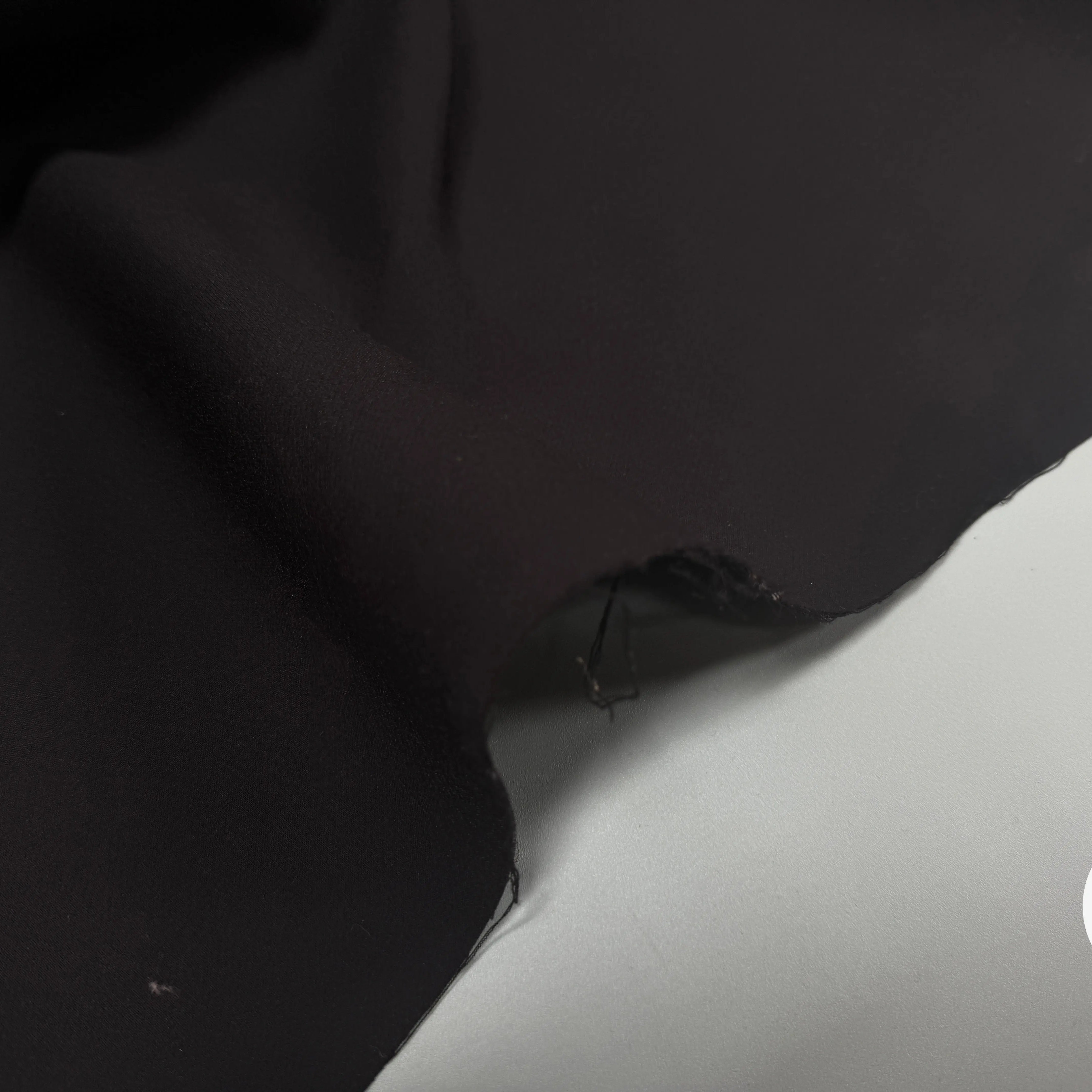 TOILE DOUBLE ETOFFE NOIR CONTRECOLLÉ ASPECT NÉOPRÈNE - My Little Coupon