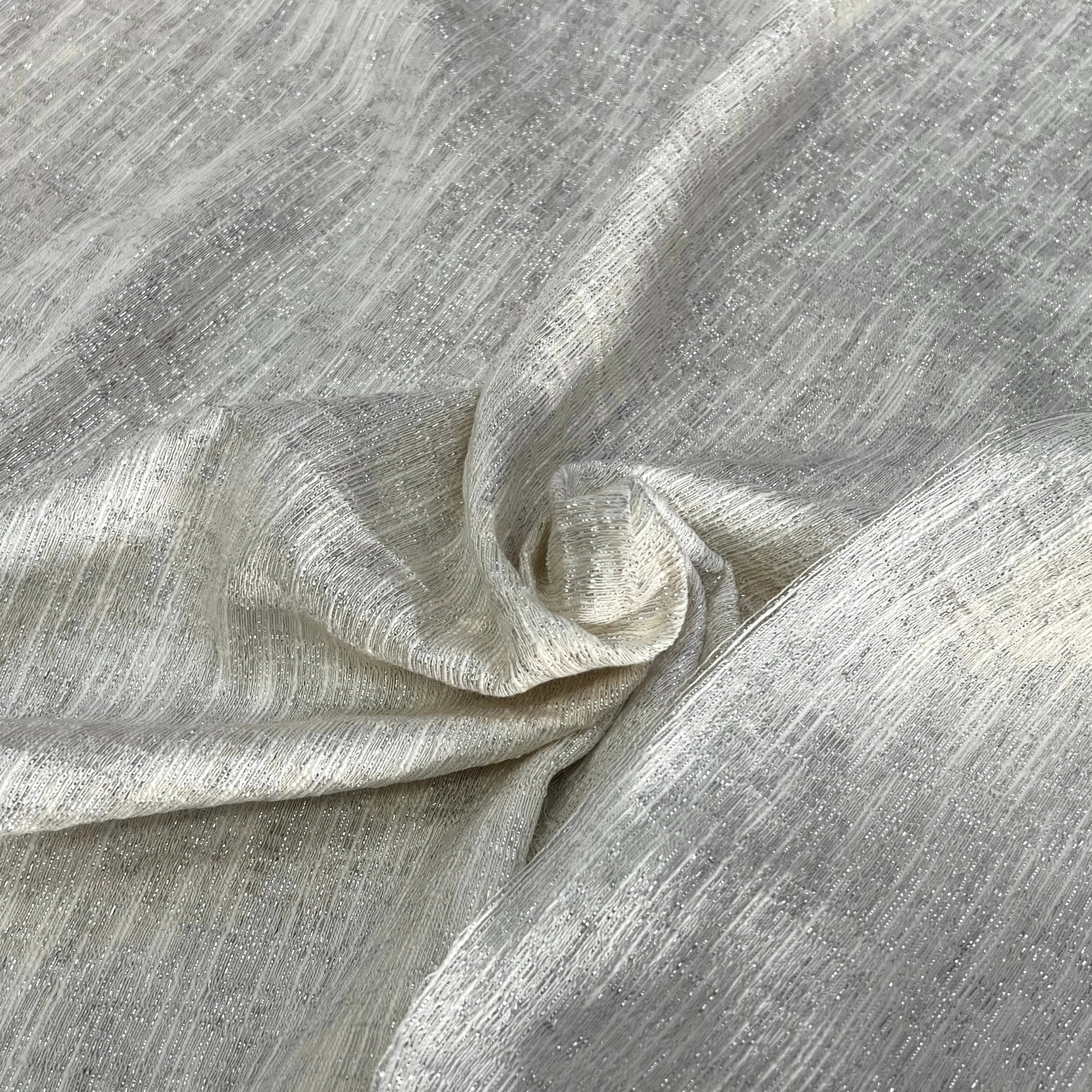 TOILE FIL À FIL TEXTURÉE BLANC CASSÉ FILS ARGENTÉ - My Little Coupon