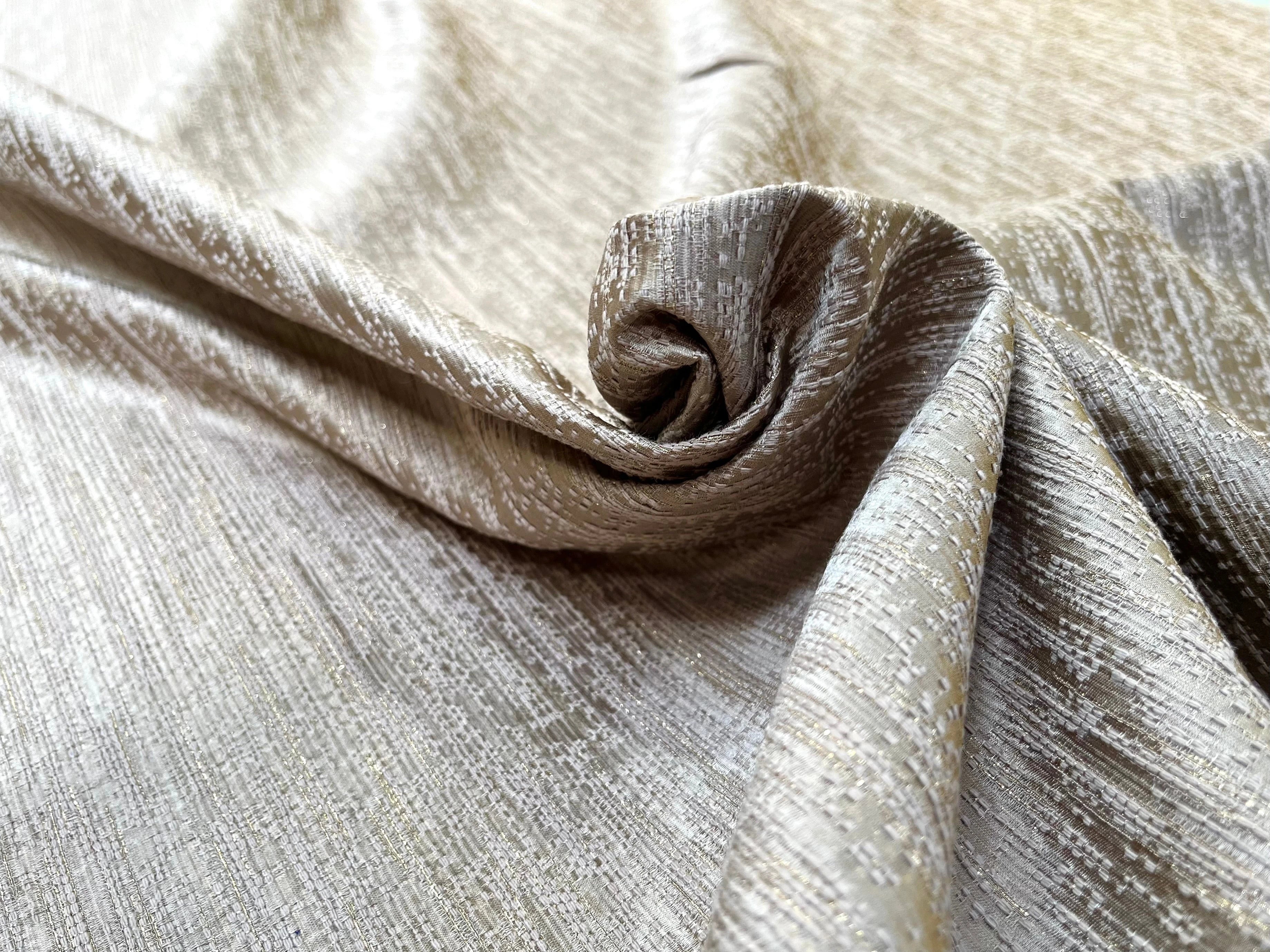 TOILE JACQUARD DE COTON NUDE ET LUREX DORÉ - My Little Coupon