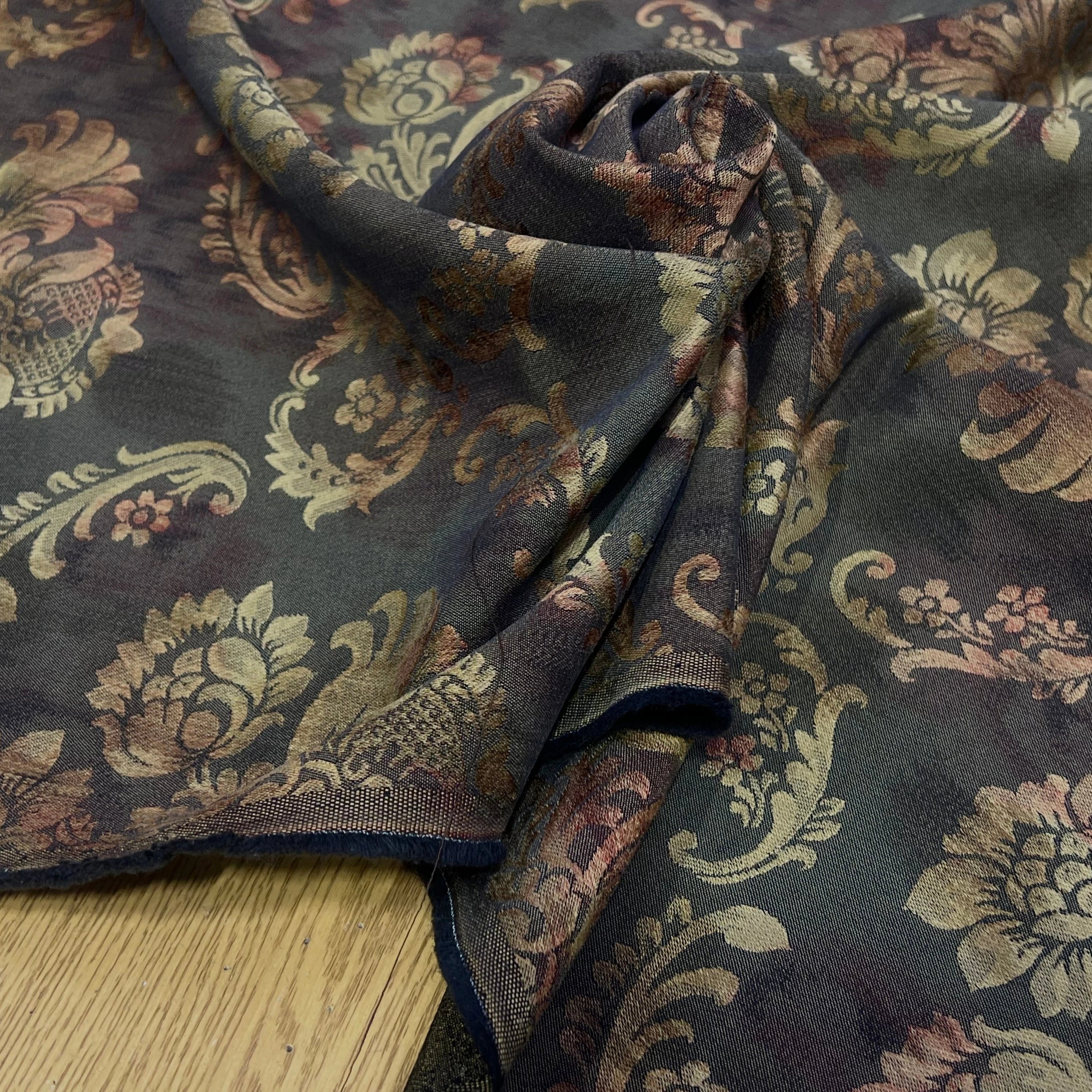 TOILE JACQUARD LOURDE BAROQUE - My Little Coupon