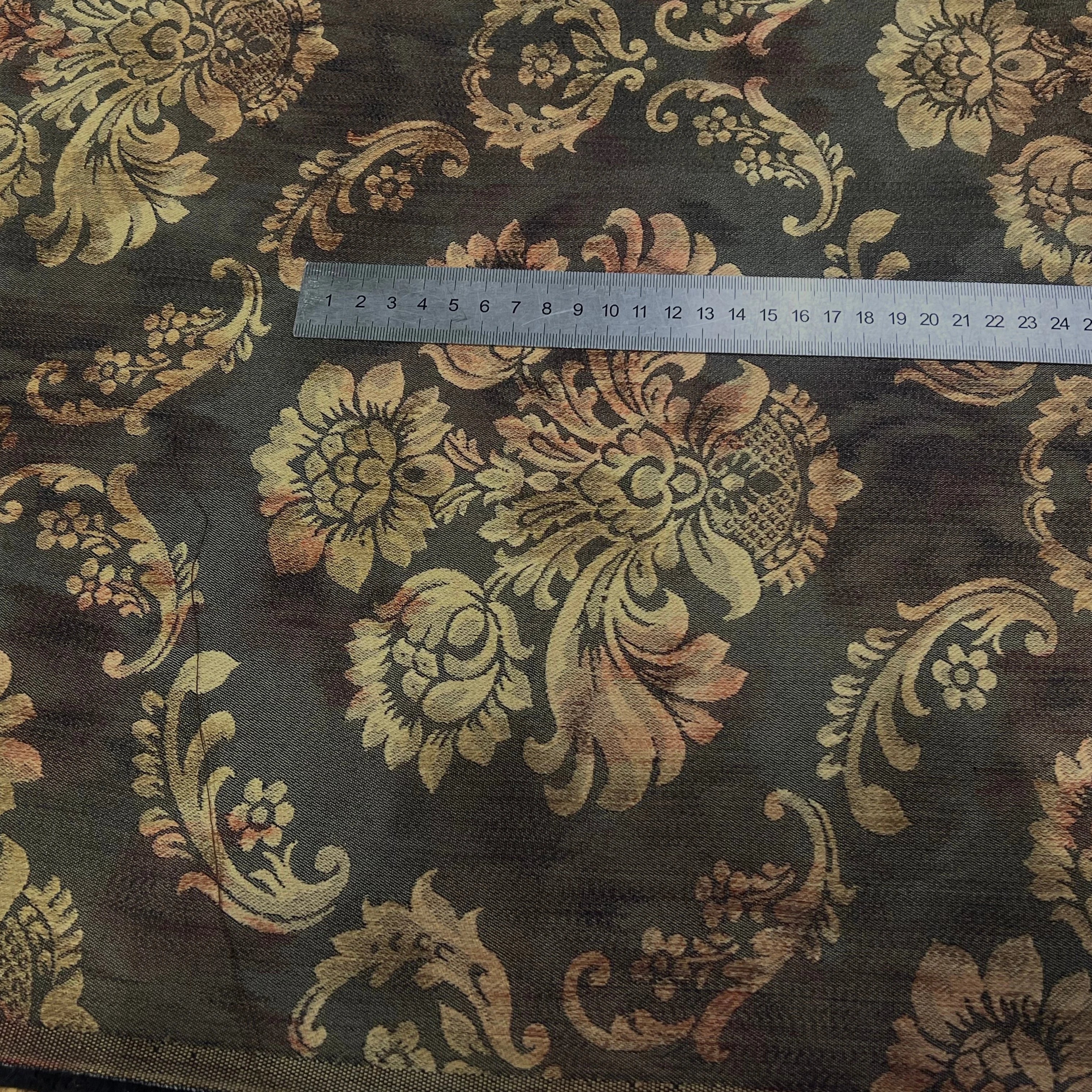 TOILE JACQUARD LOURDE BAROQUE - My Little Coupon