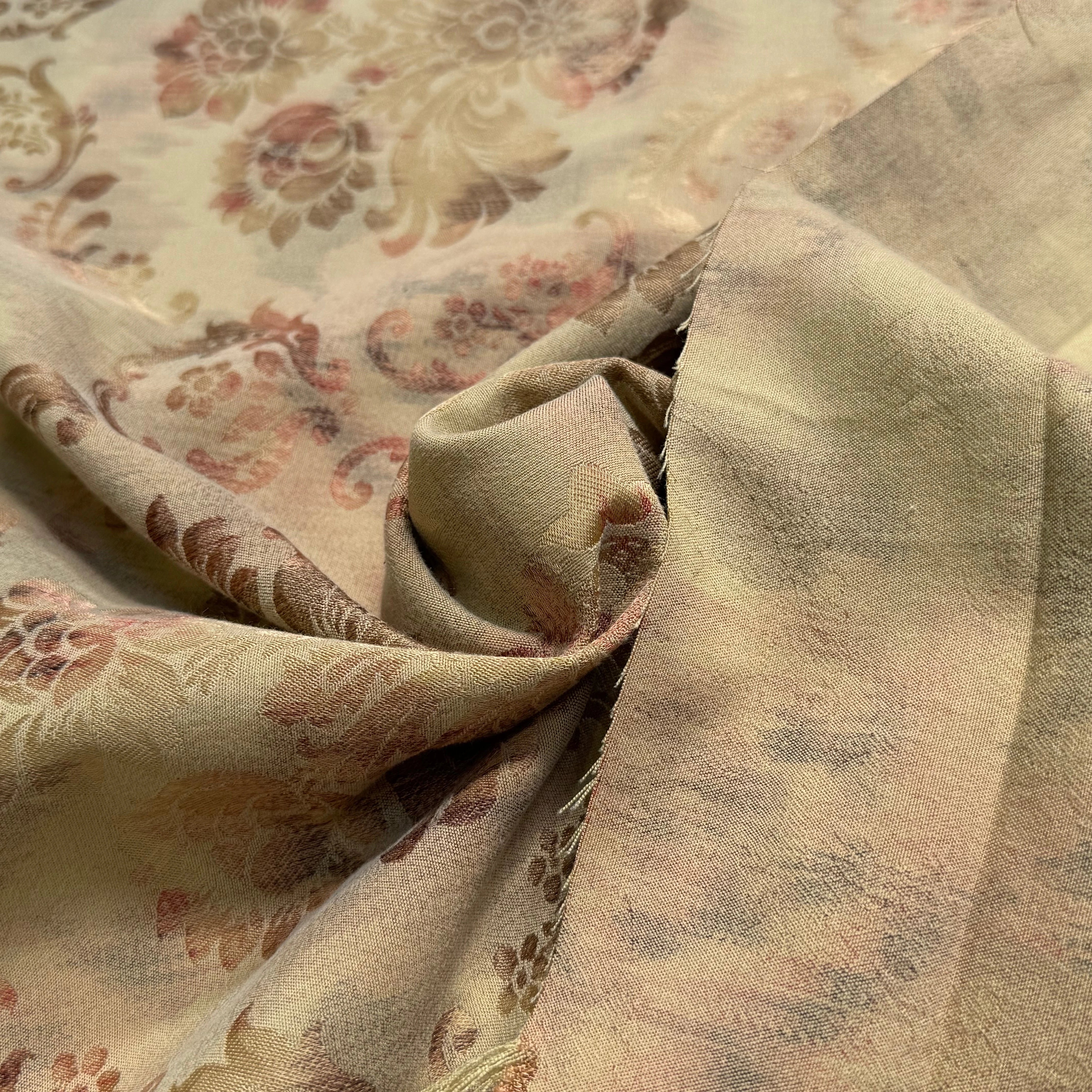 TOILE JACQUARD LOURDE IMPÉRIAL MOTIFS FLORAUX - My Little Coupon