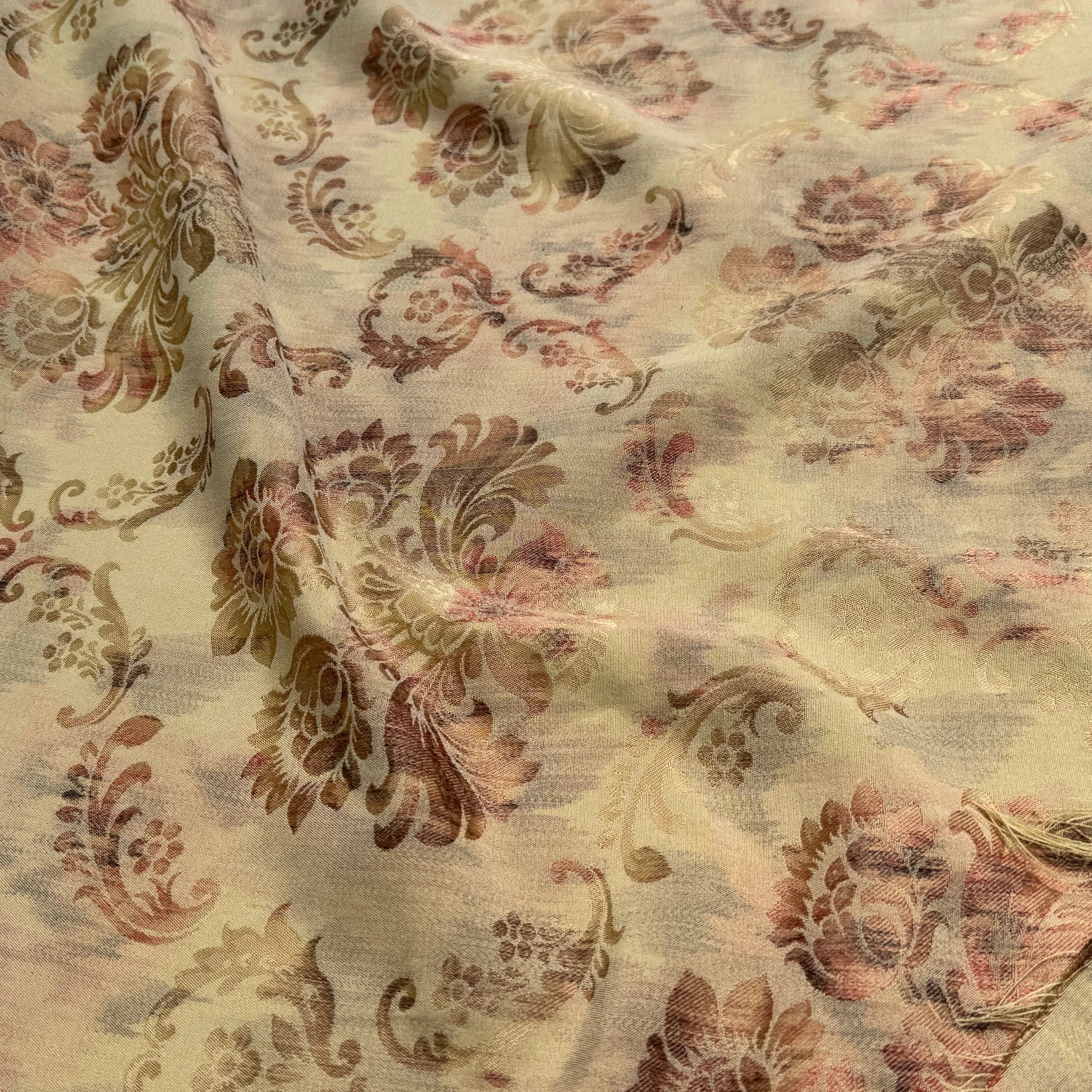 TOILE JACQUARD LOURDE IMPÉRIAL MOTIFS FLORAUX - My Little Coupon