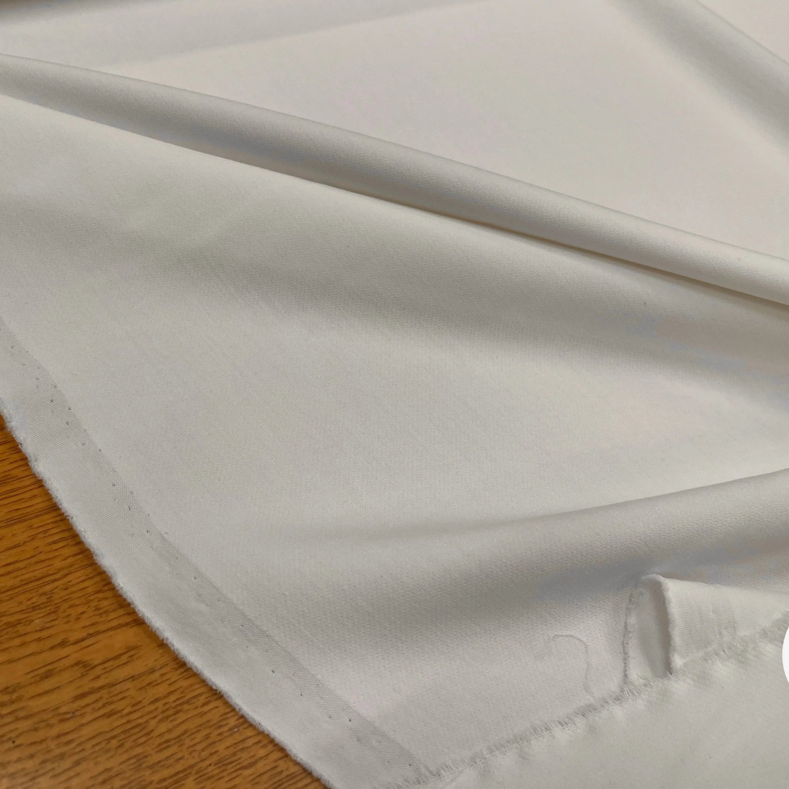 TOILE OWENS COUTURE FLUIDE STRETCH POLYVISCOSE BLANC CASSÉ - My Little Coupon