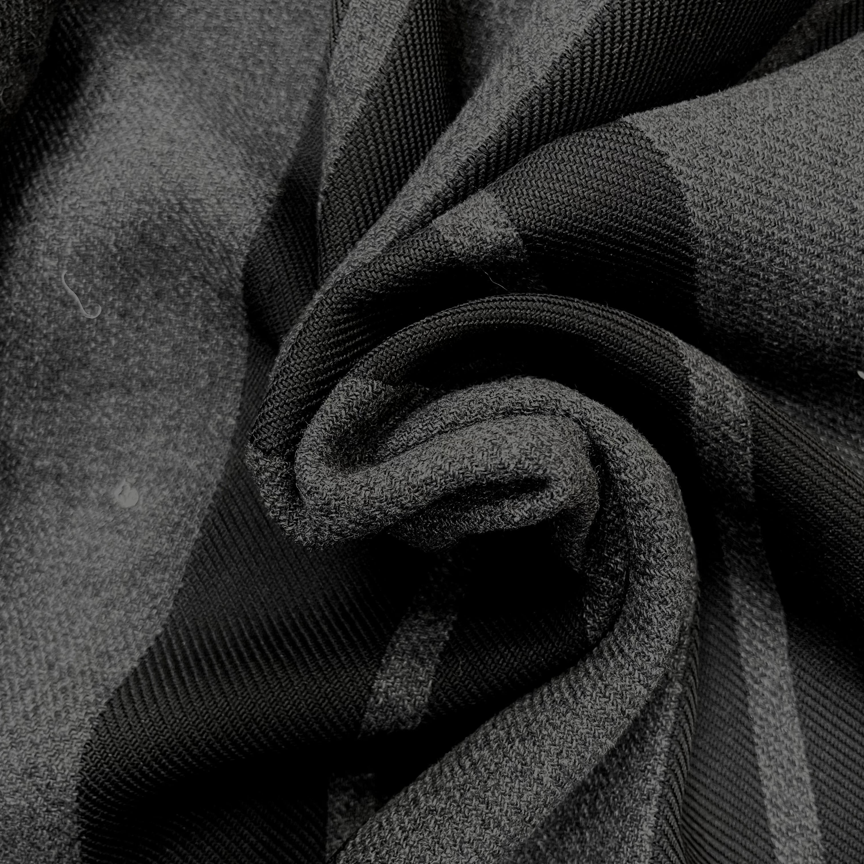 TOILE POLYLAINE GRIS RAYURES NOIRES - My Little Coupon