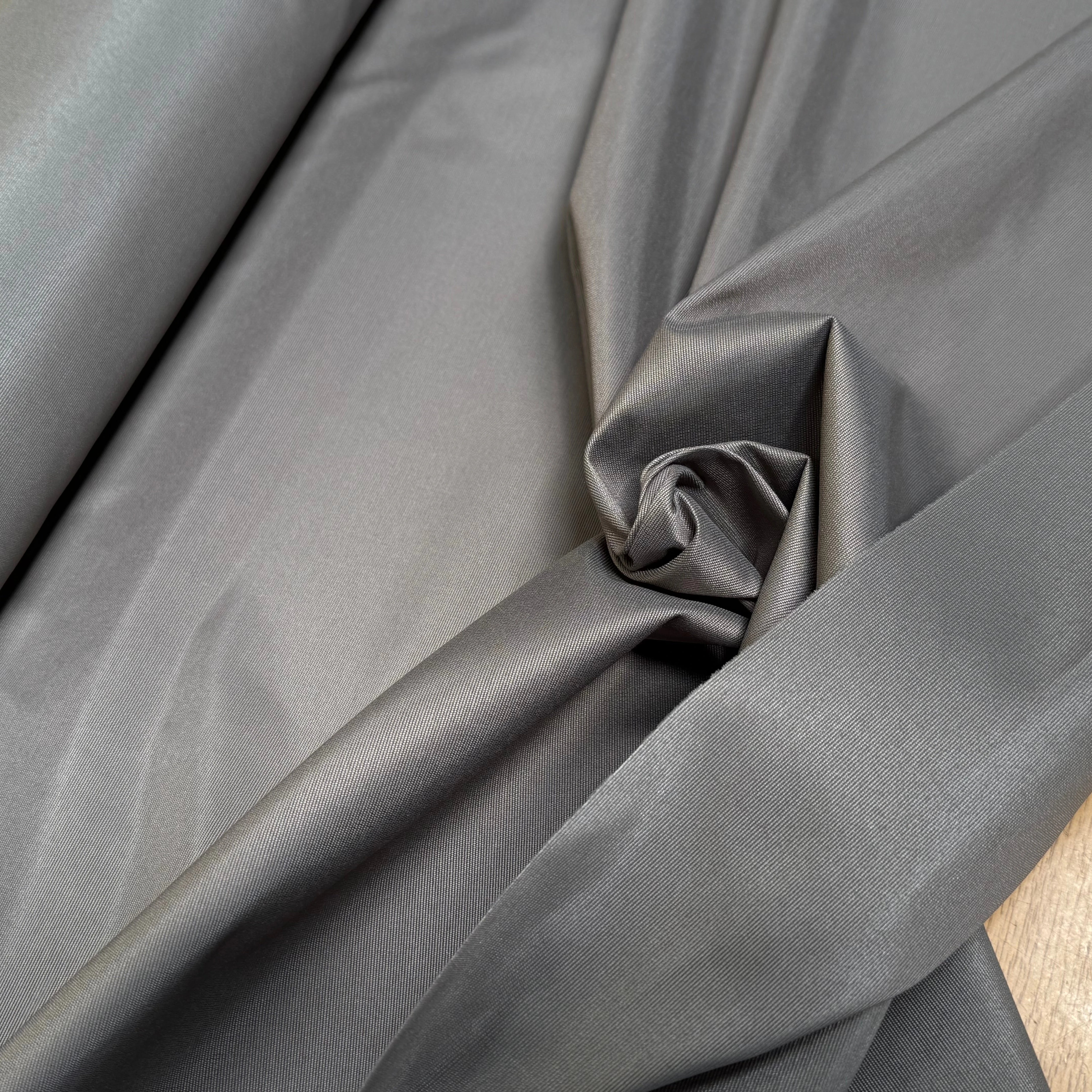 TOILE POLYVISCOSE CRAQUANTE GRISE - My Little Coupon