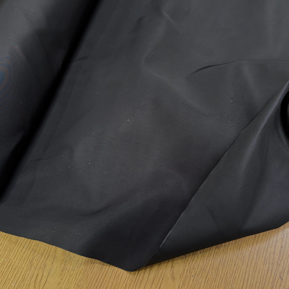 TOILE SERGÉE LOURDE CRAQUANTE IMPERMÉABLE NOIR - My Little Coupon