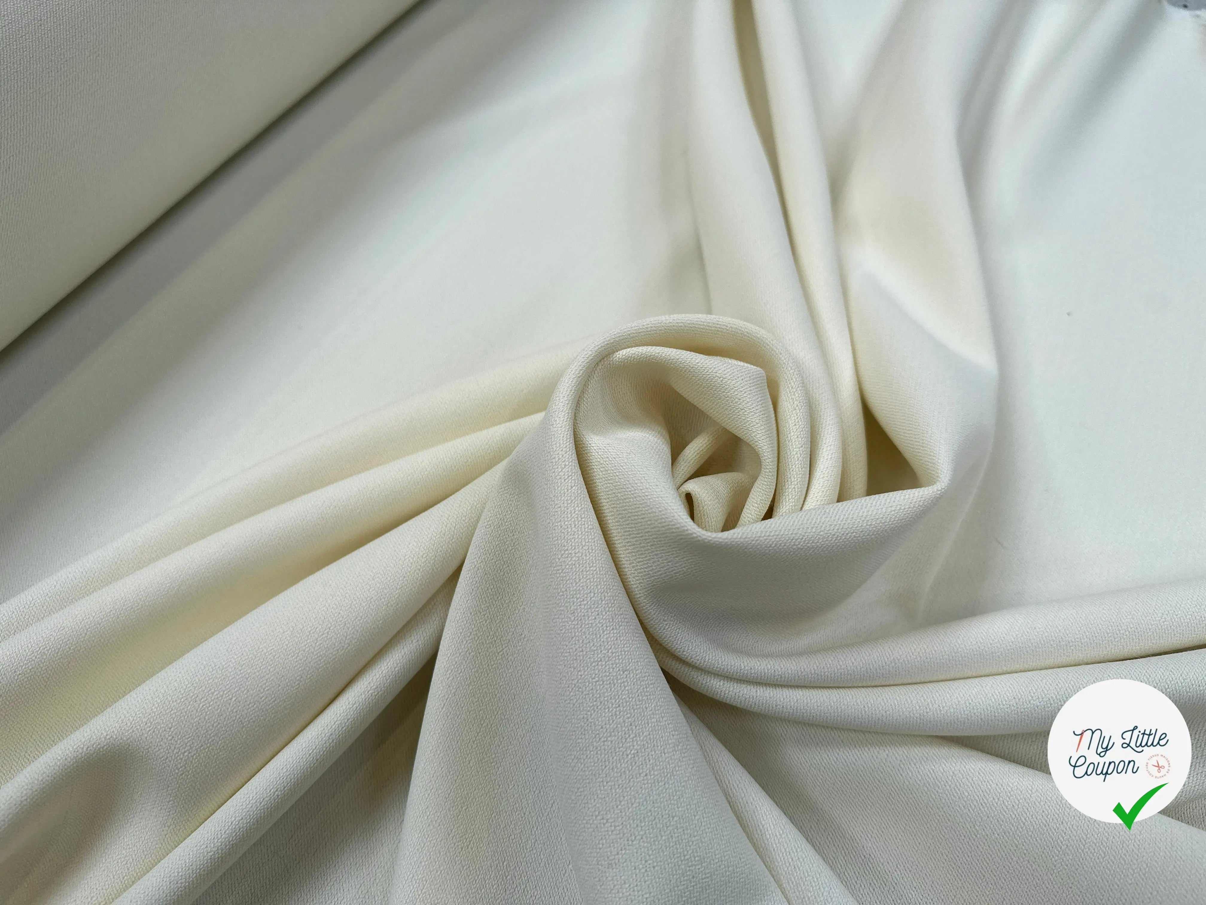 TOILE SOUPLE VISCOSE LAINE VIERGE BLANC ITALIE LEGERES RAYURES MSO