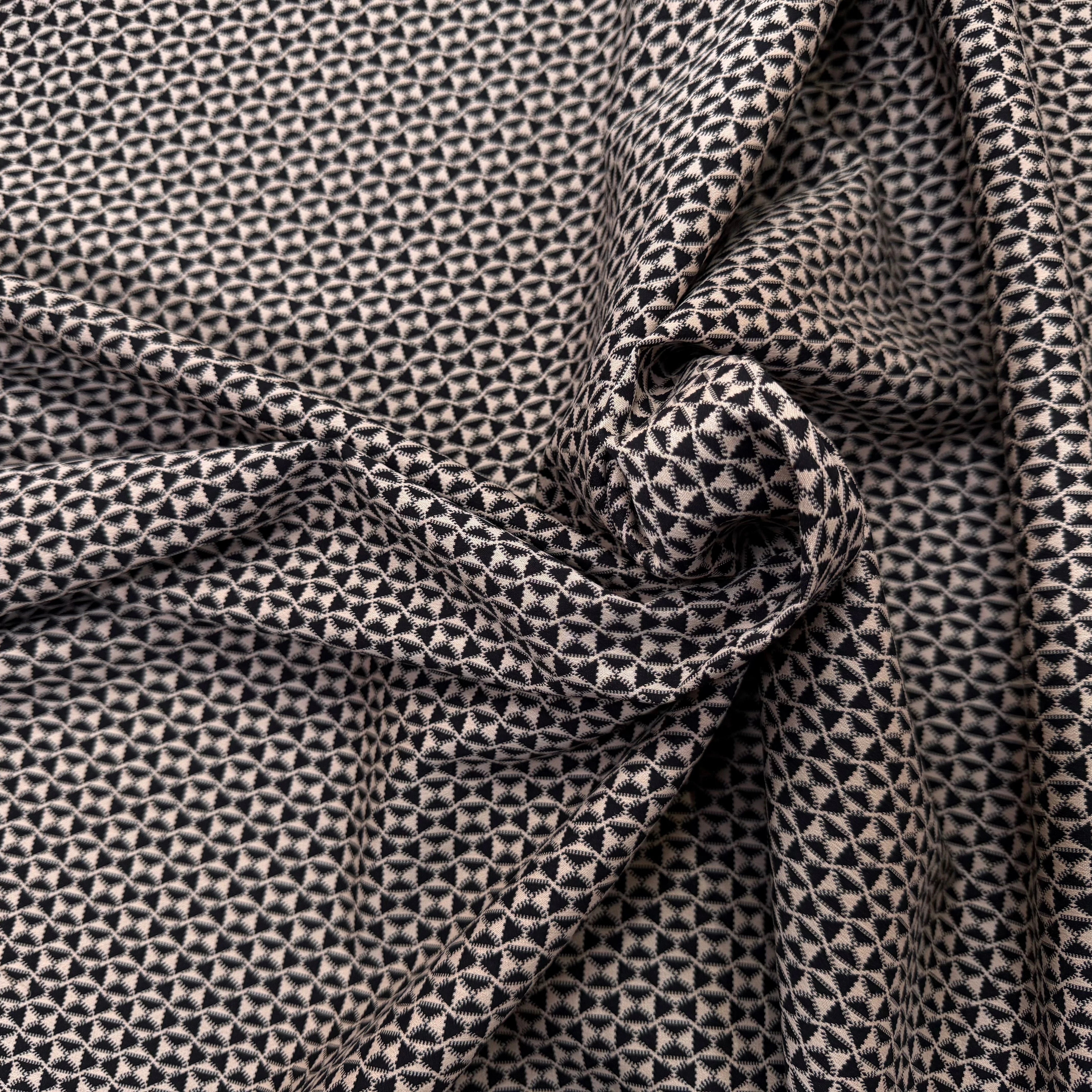 TOILE STRETCH GÉOMETRIQUE ITALIE CHIC - My Little Coupon