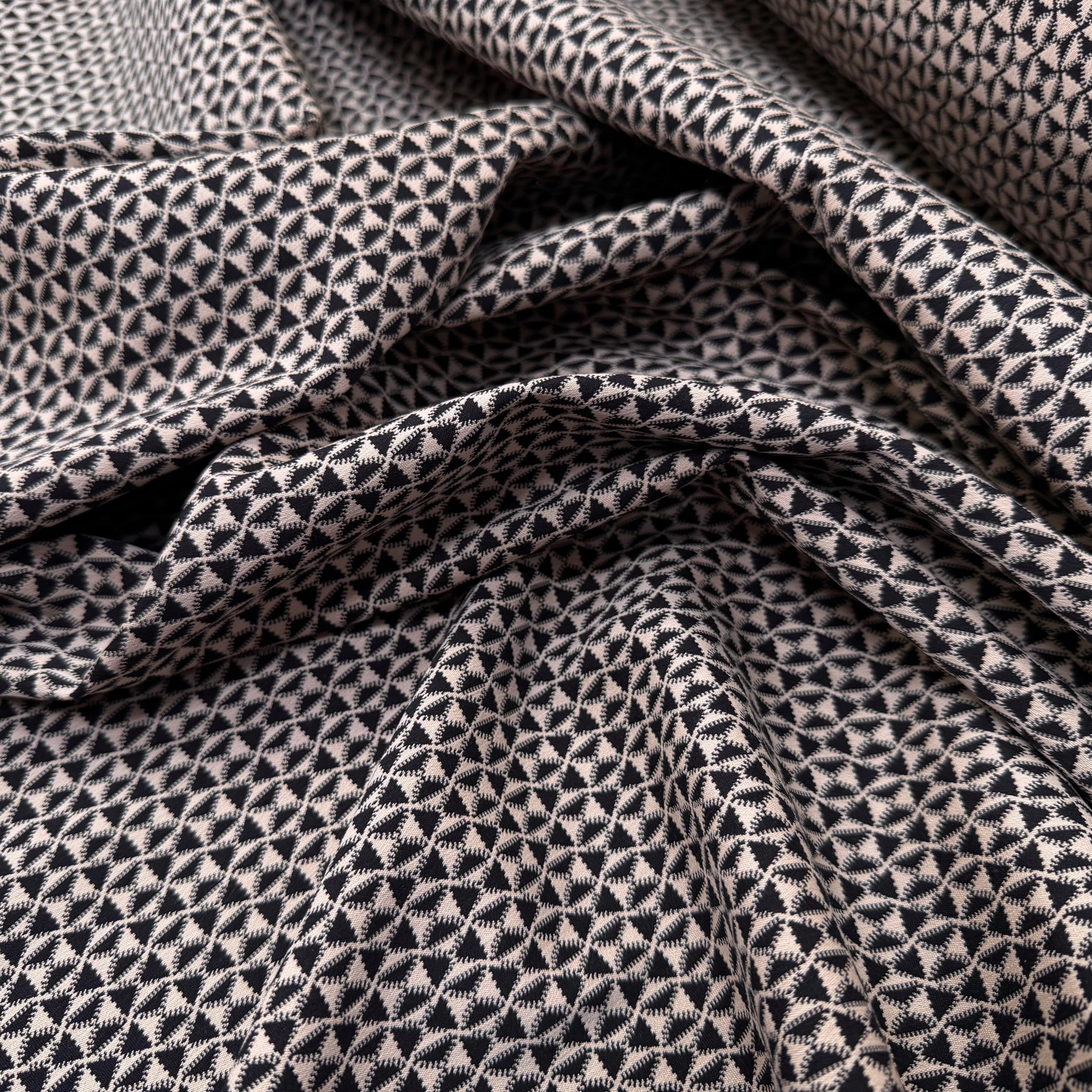 TOILE STRETCH GÉOMETRIQUE ITALIE CHIC - My Little Coupon