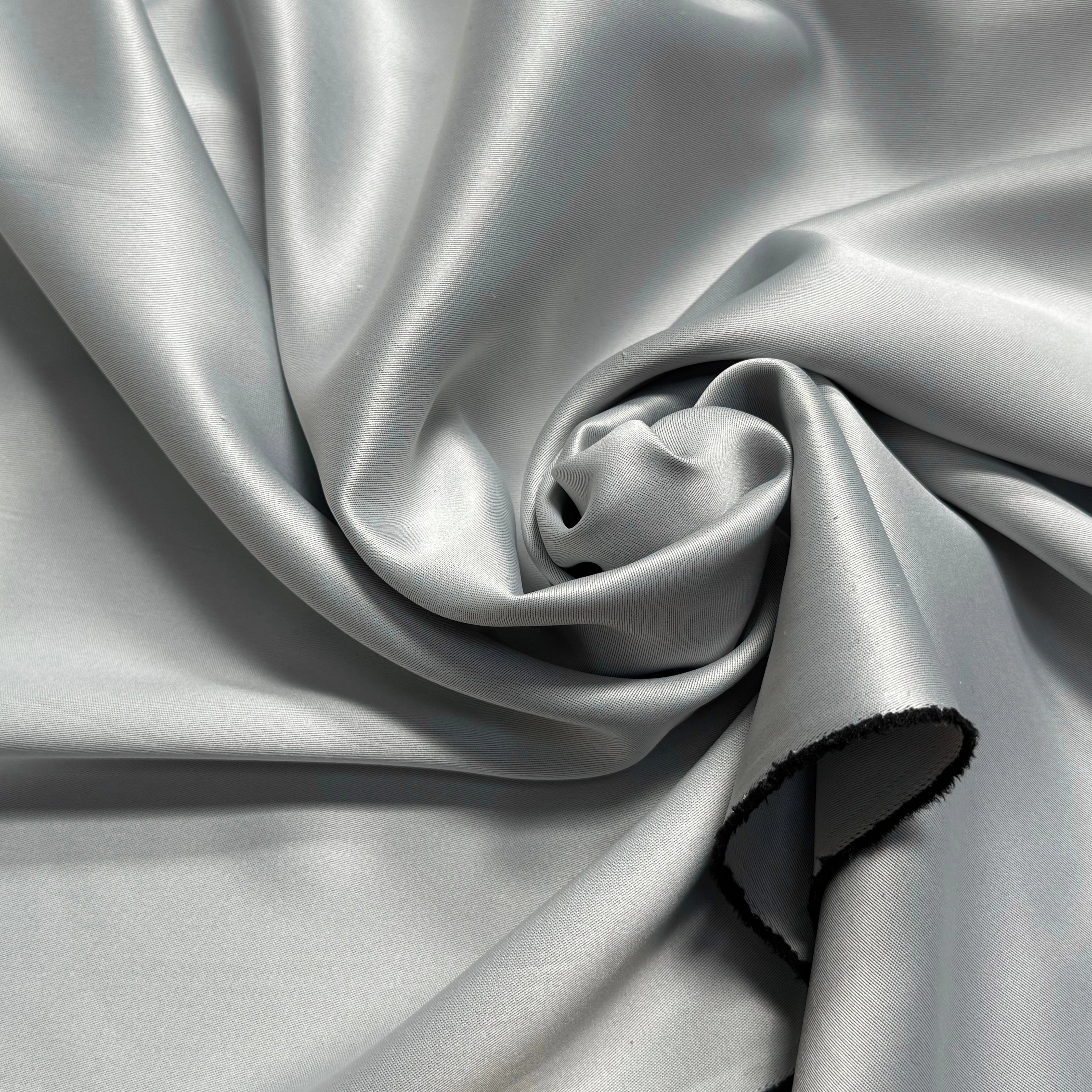 TOILE TECHNIQUE POLYAMIDE GRANDE LAIZE GRIS D'ACIER SOUPLE ASPECT PEACHSKIN - My Little Coupon