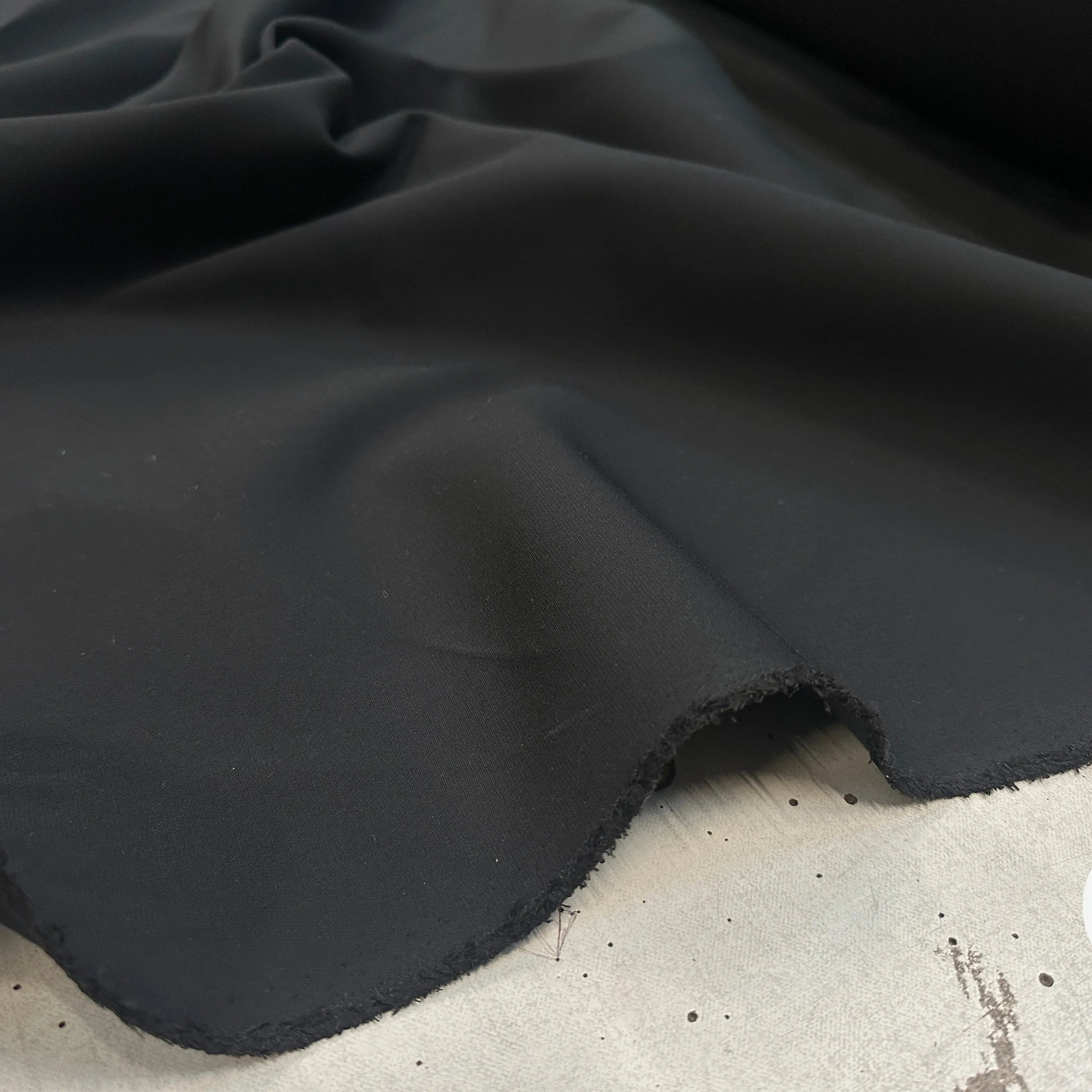 TOILE TECHNO STRETCH NOIRE - My Little Coupon