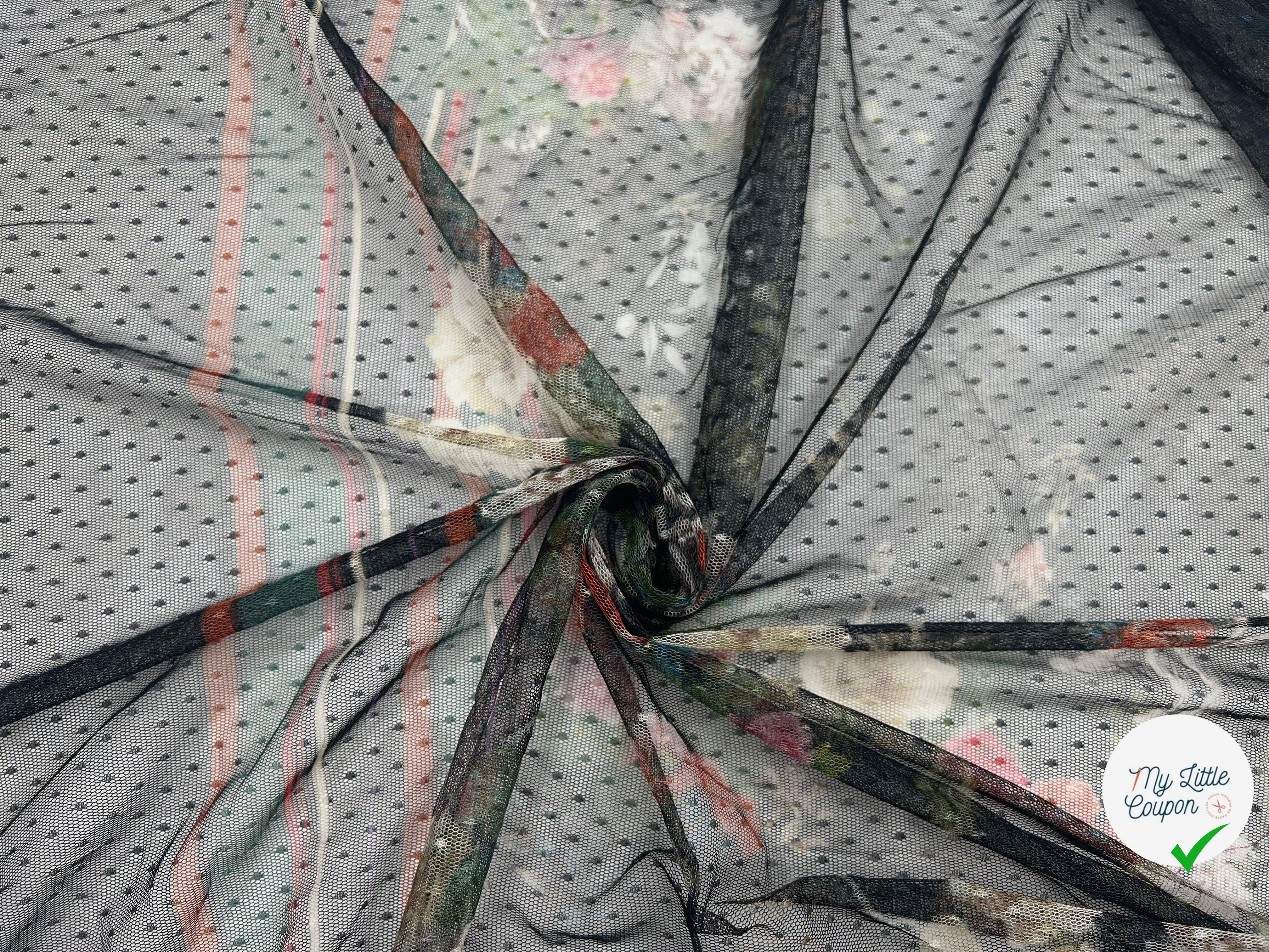 TULLE PLUMETIS IMPRIMÉ DE FLEURS FOND NOIR - My Little Coupon - tissu - coudre