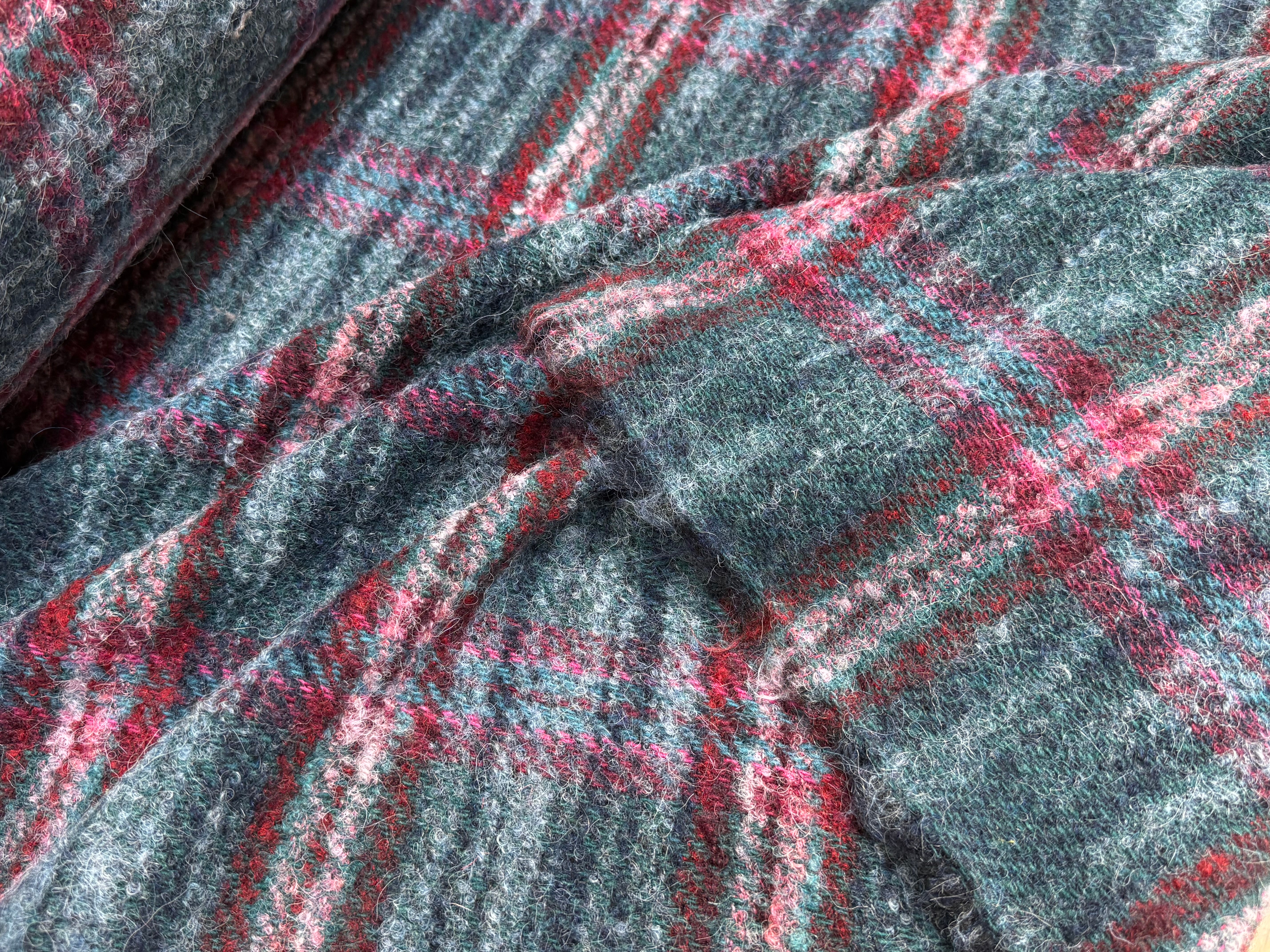 TWEED BOUCLETTE 56% LAINE BLEU À CARREAUX GIOVIXEN - My Little Coupon