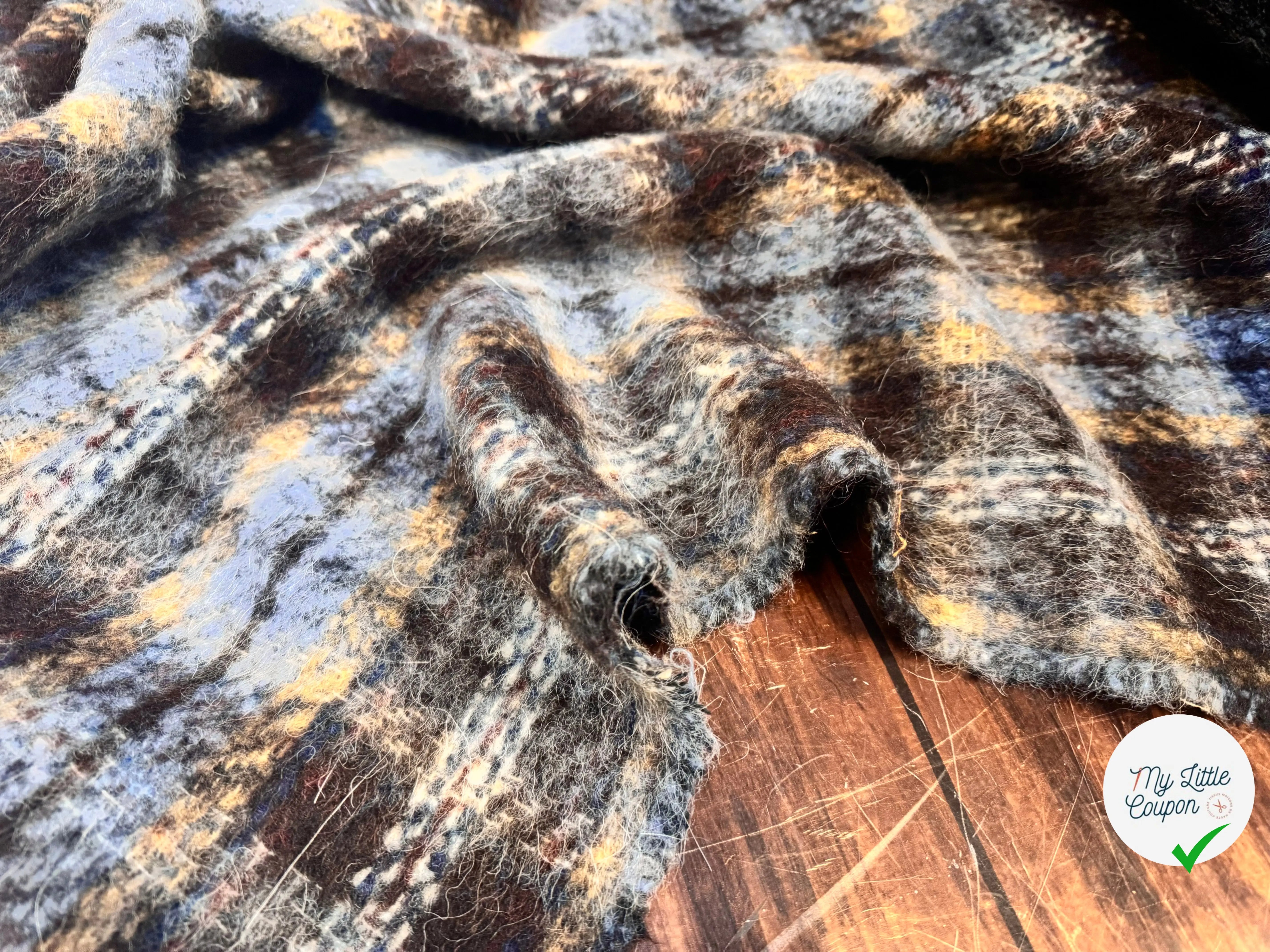 TWEED BOUCLETTE CARREAUX - My Little Coupon