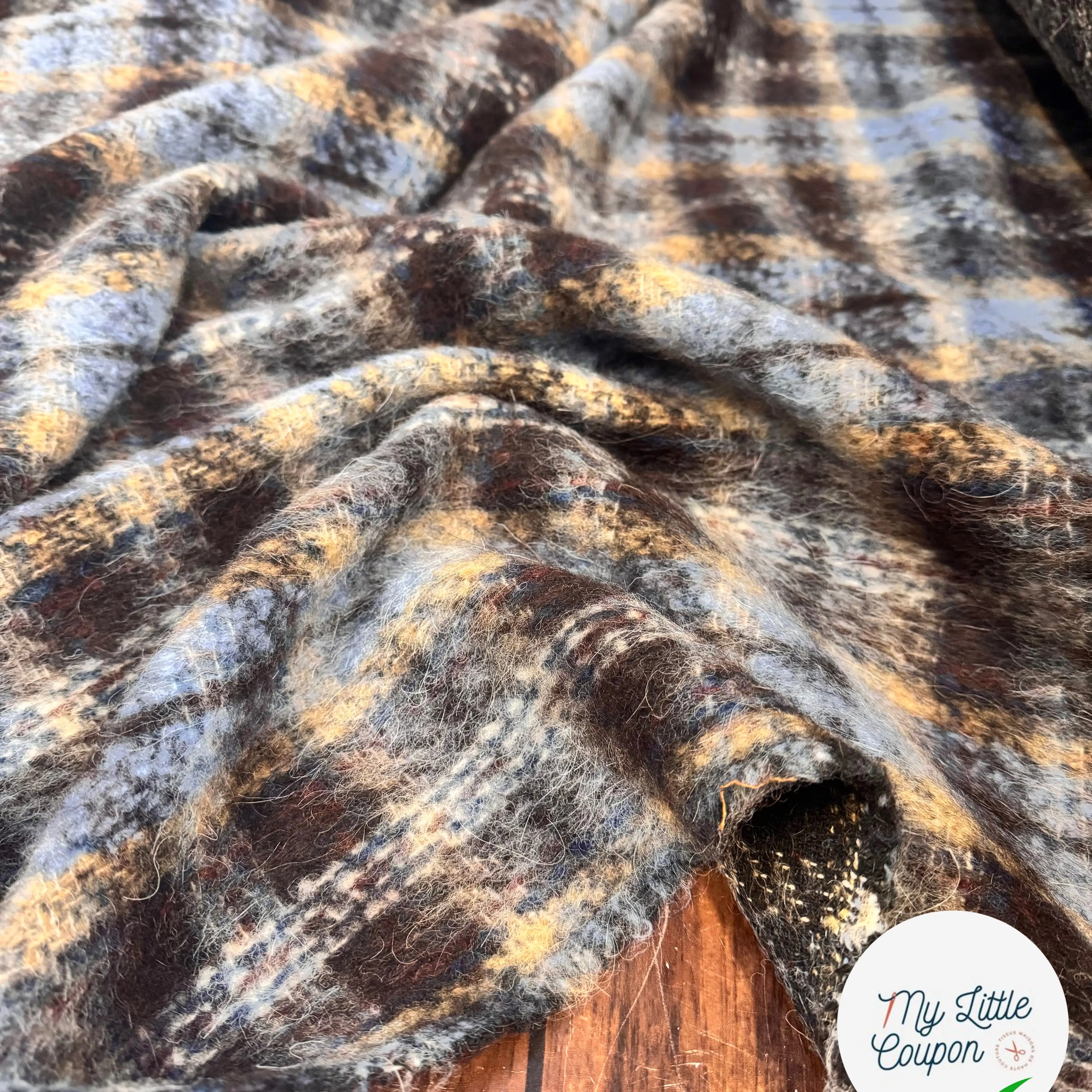 TWEED BOUCLETTE CARREAUX - My Little Coupon
