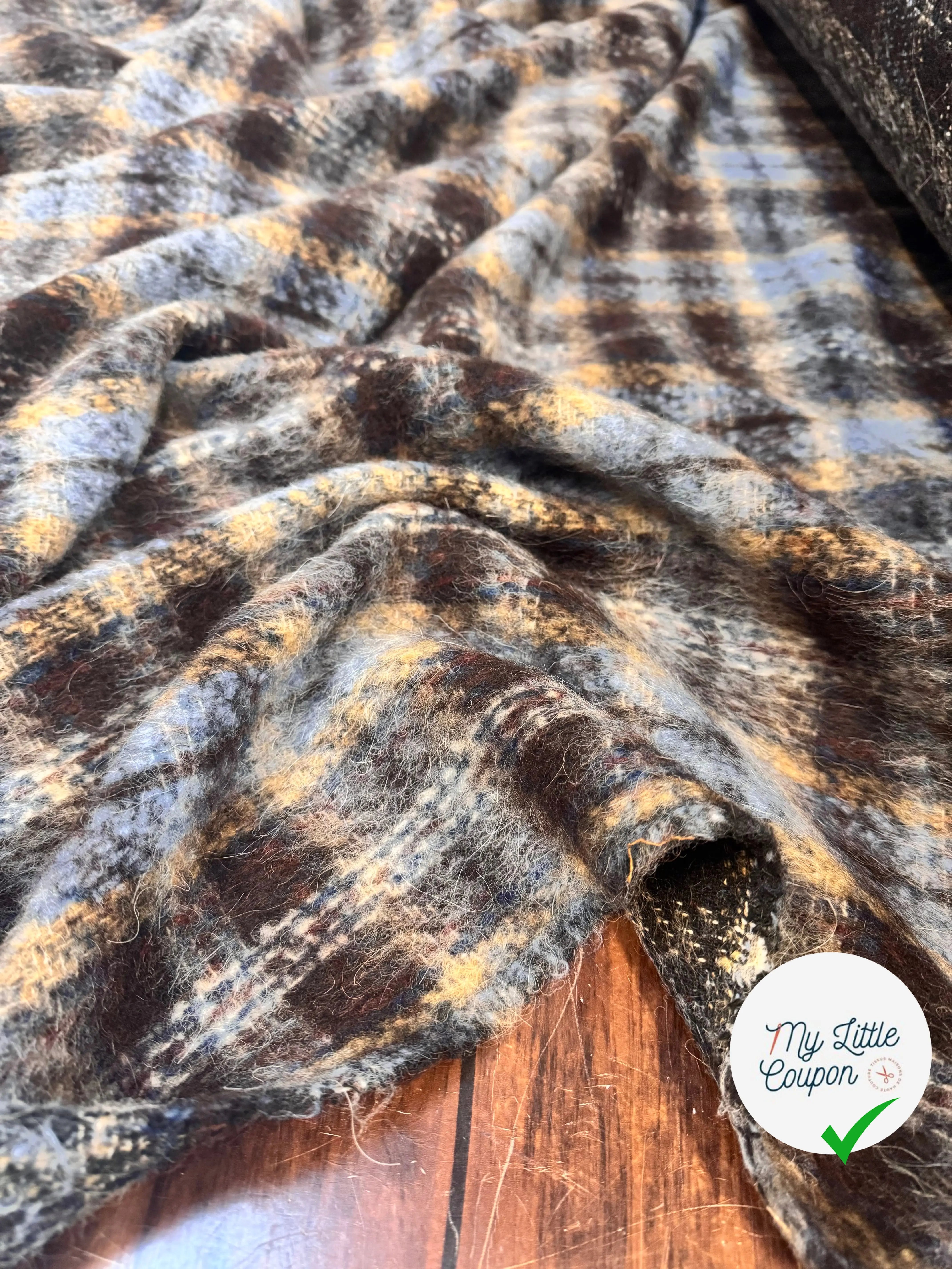 TWEED BOUCLETTE CARREAUX - My Little Coupon