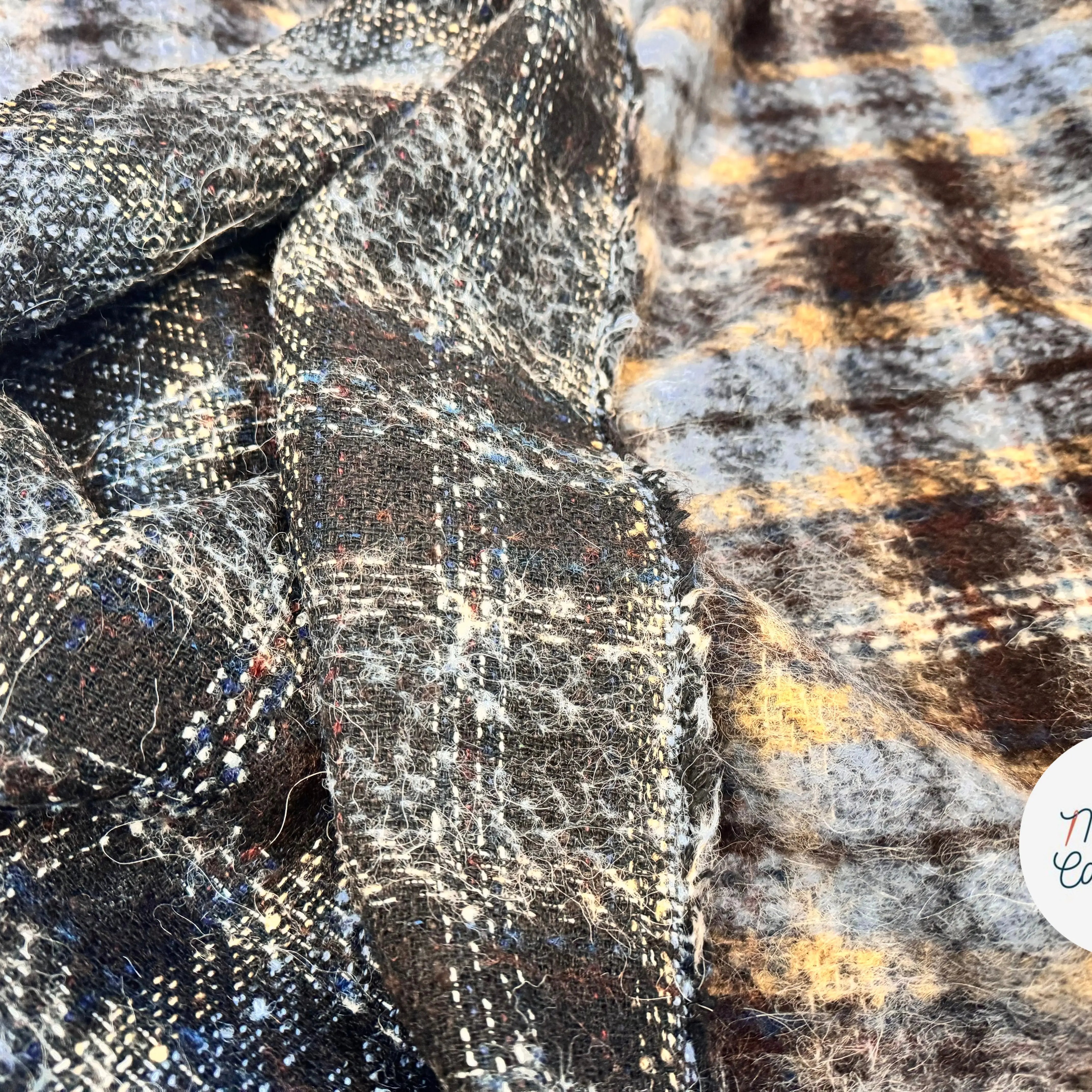 TWEED BOUCLETTE CARREAUX - My Little Coupon