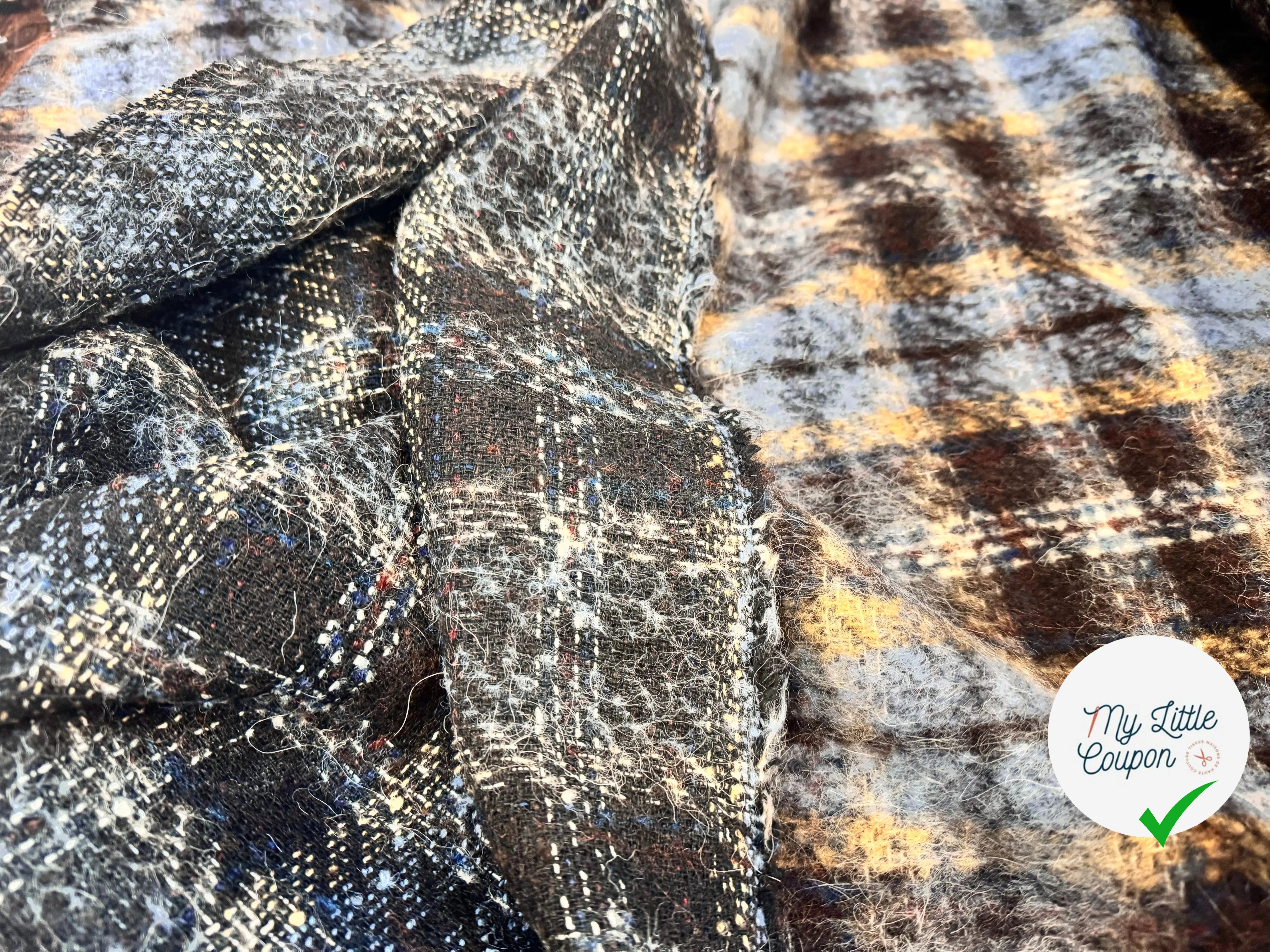 TWEED BOUCLETTE CARREAUX - My Little Coupon