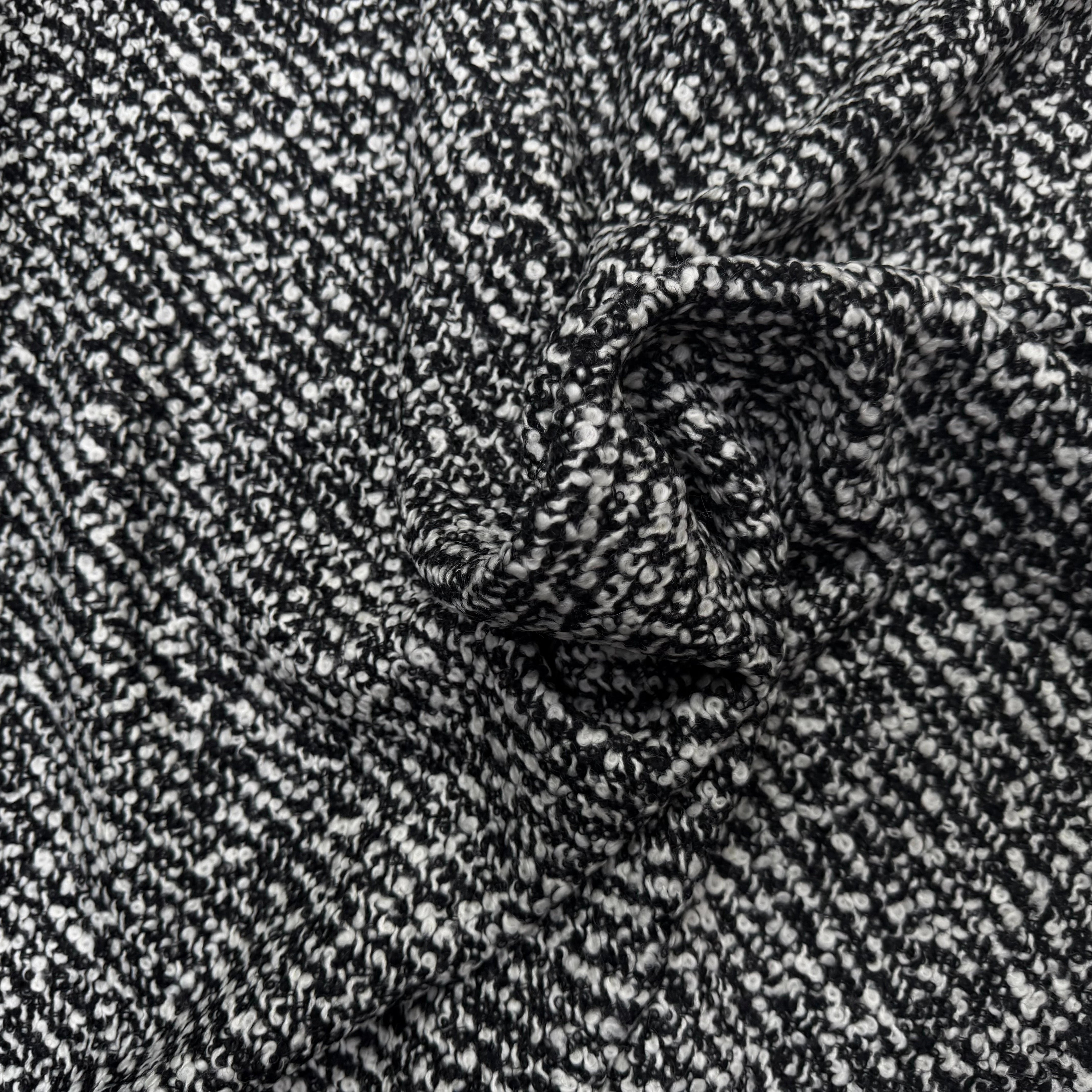 TWEED BOUCLETTE NOIR ET BLANC LAINE JAPON - My Little Coupon