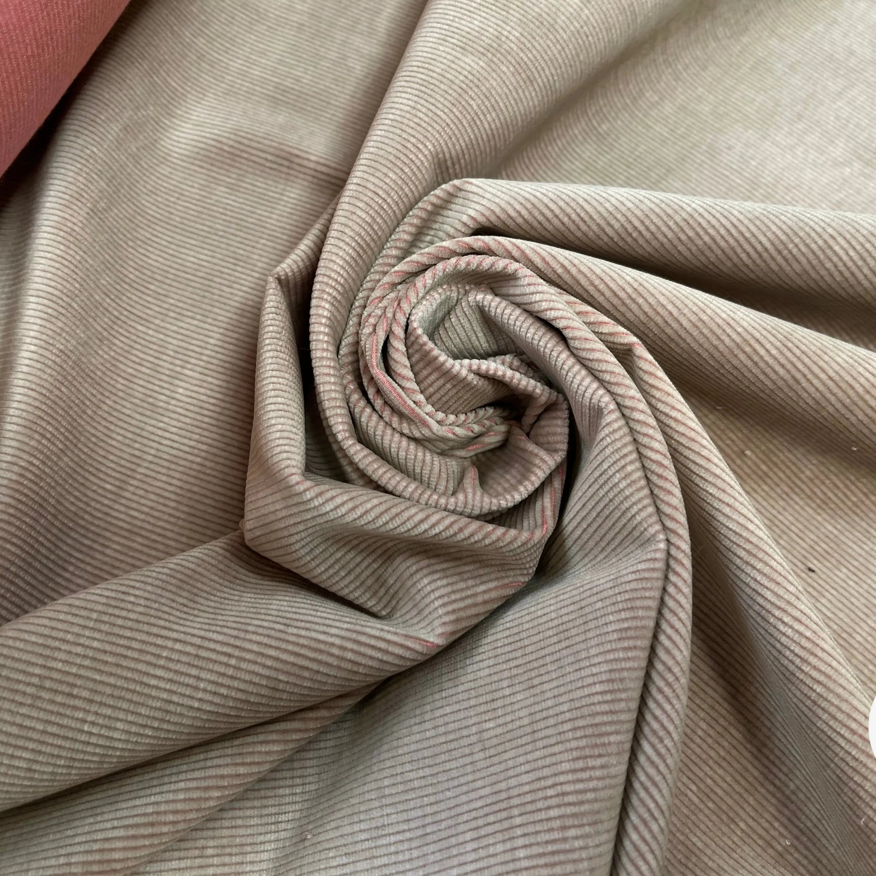 VELOURS 1000 RAIES COTON FINEMENT COTELLÉ BEIGE ENVERS ROSE - My Little Coupon