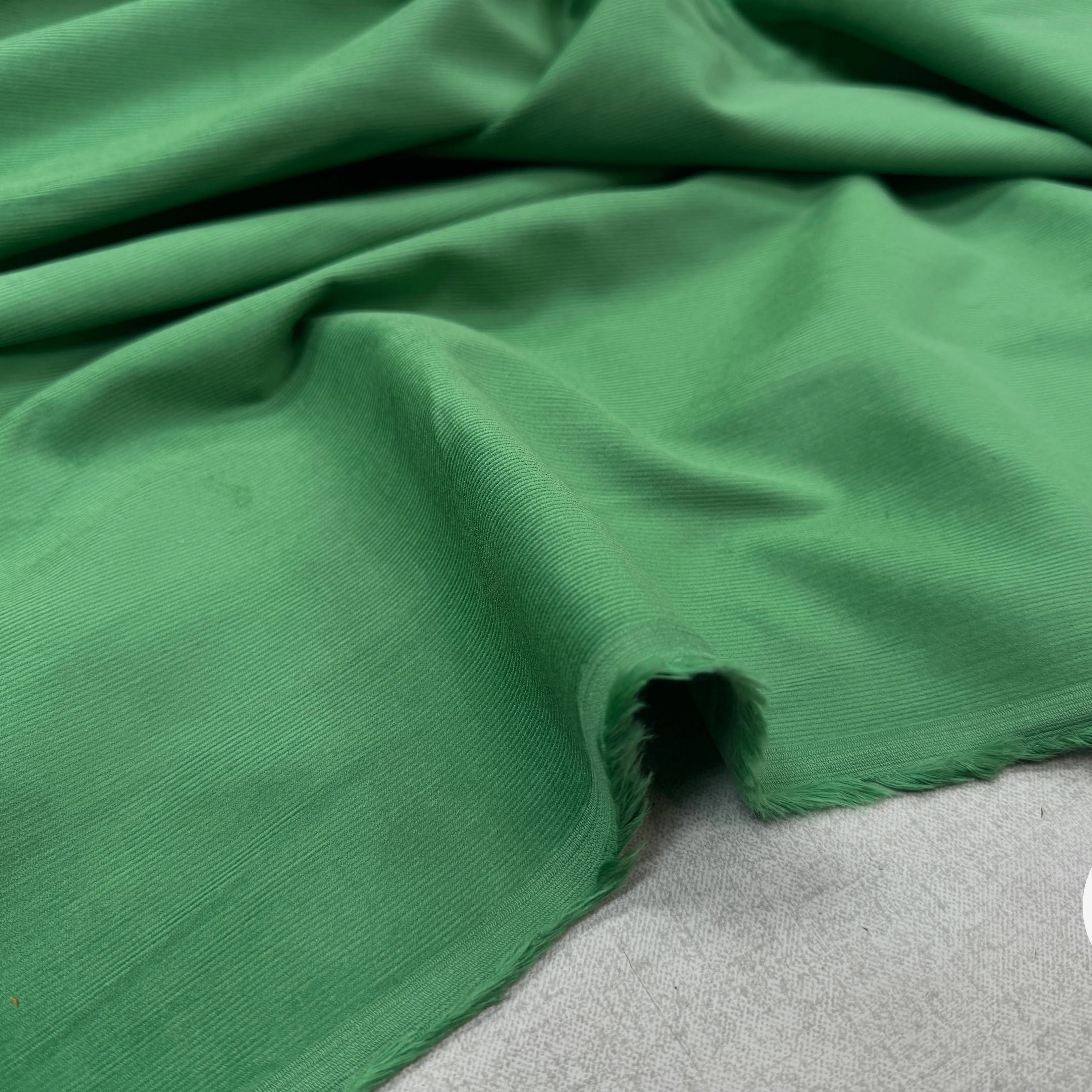 VELOURS 1000 RAIES UNI FEUILLE 145 - My Little Coupon