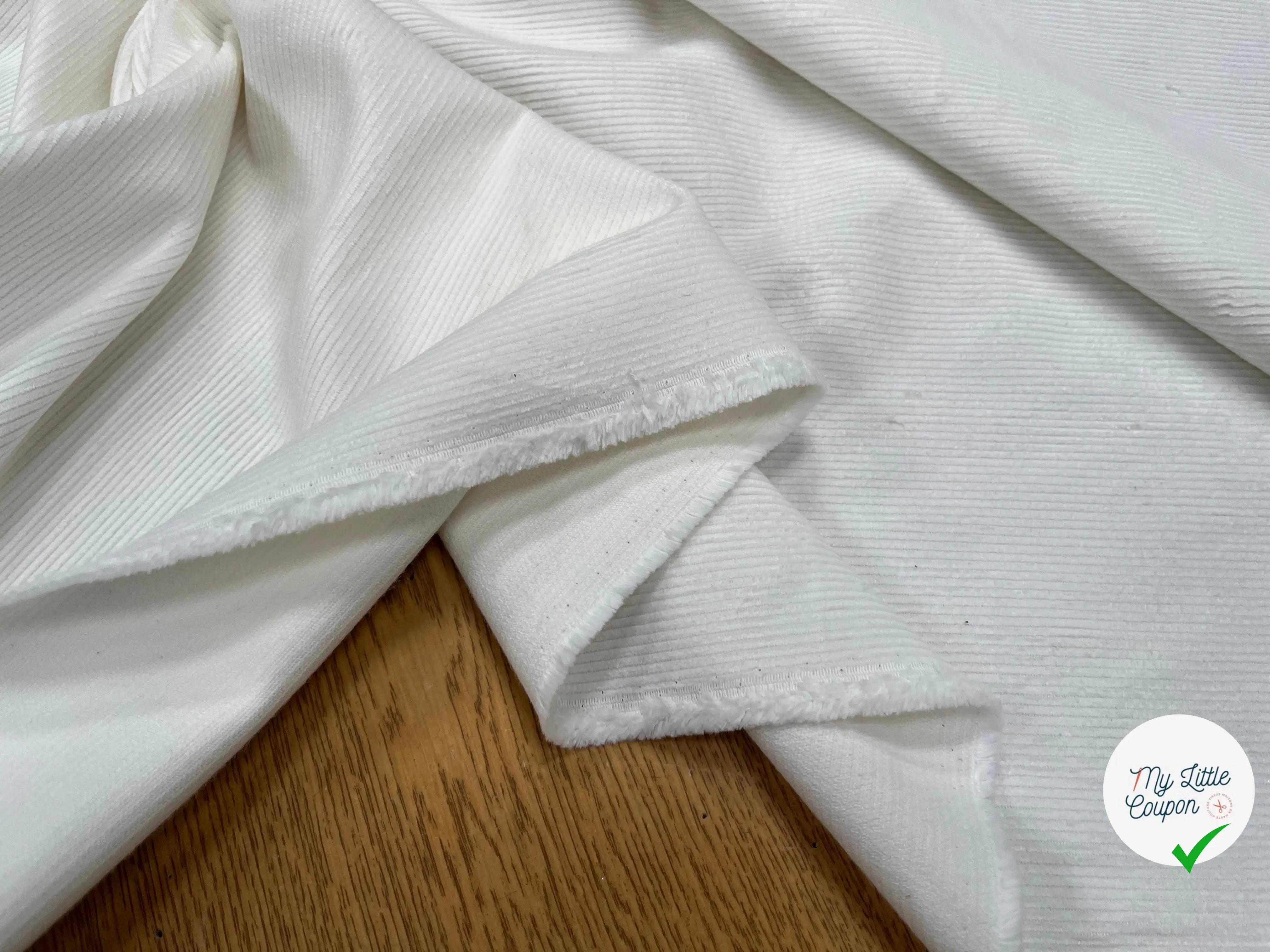 VELOURS 500 RAIES COTELLÉ BLANC - My Little Coupon