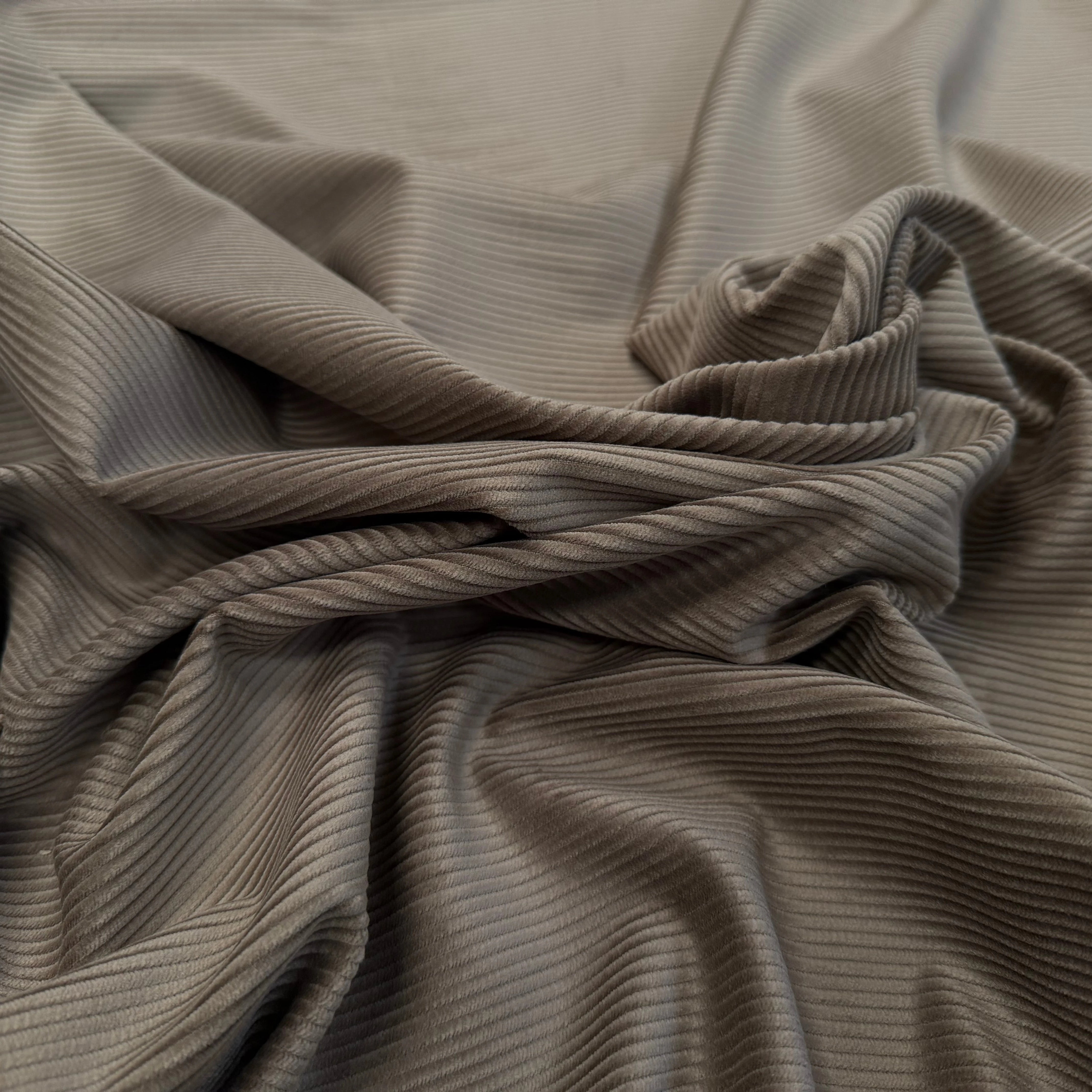 VELOURS CLASSIC 500 RAIES ARGILE - My Little Coupon