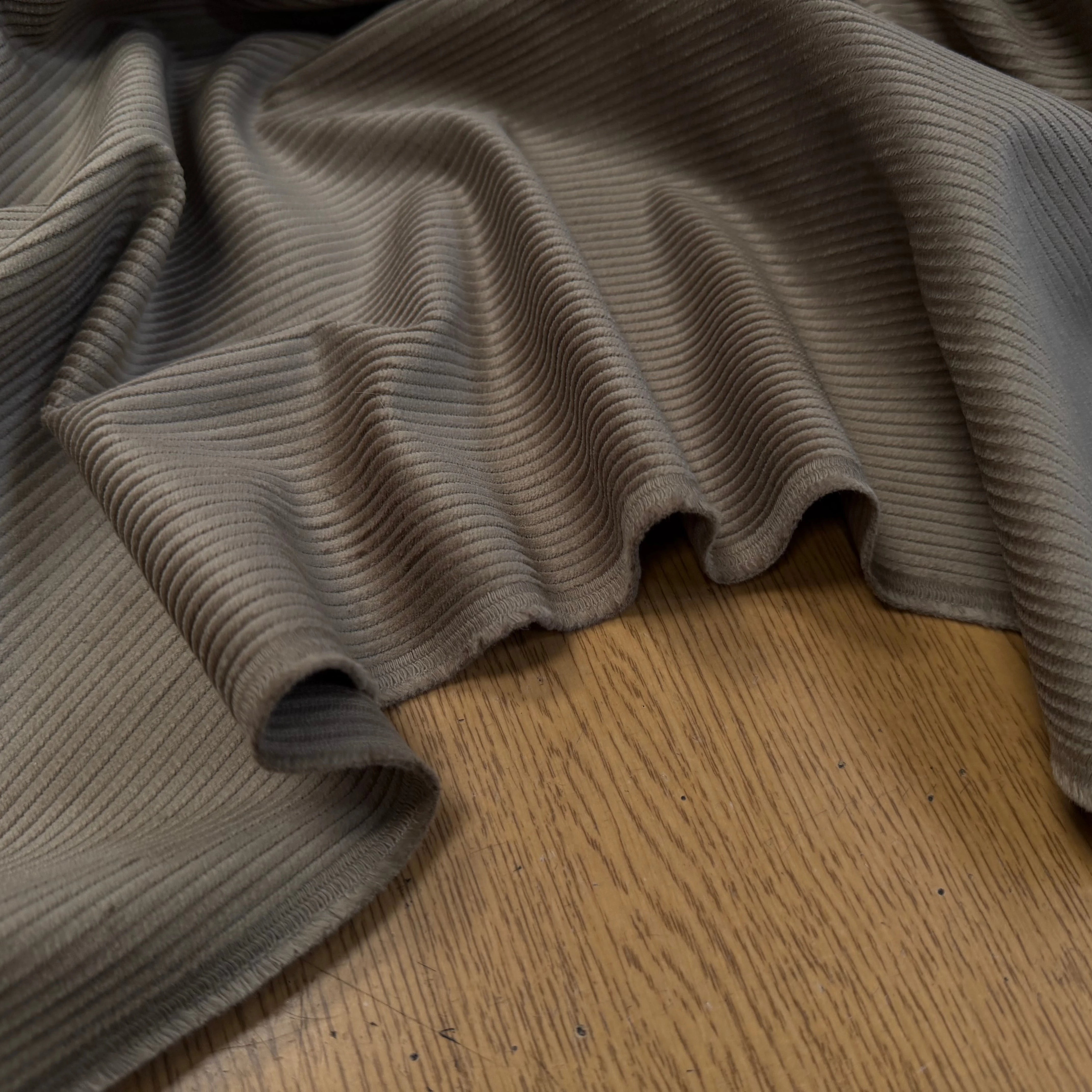 VELOURS CLASSIC 500 RAIES ARGILE - My Little Coupon