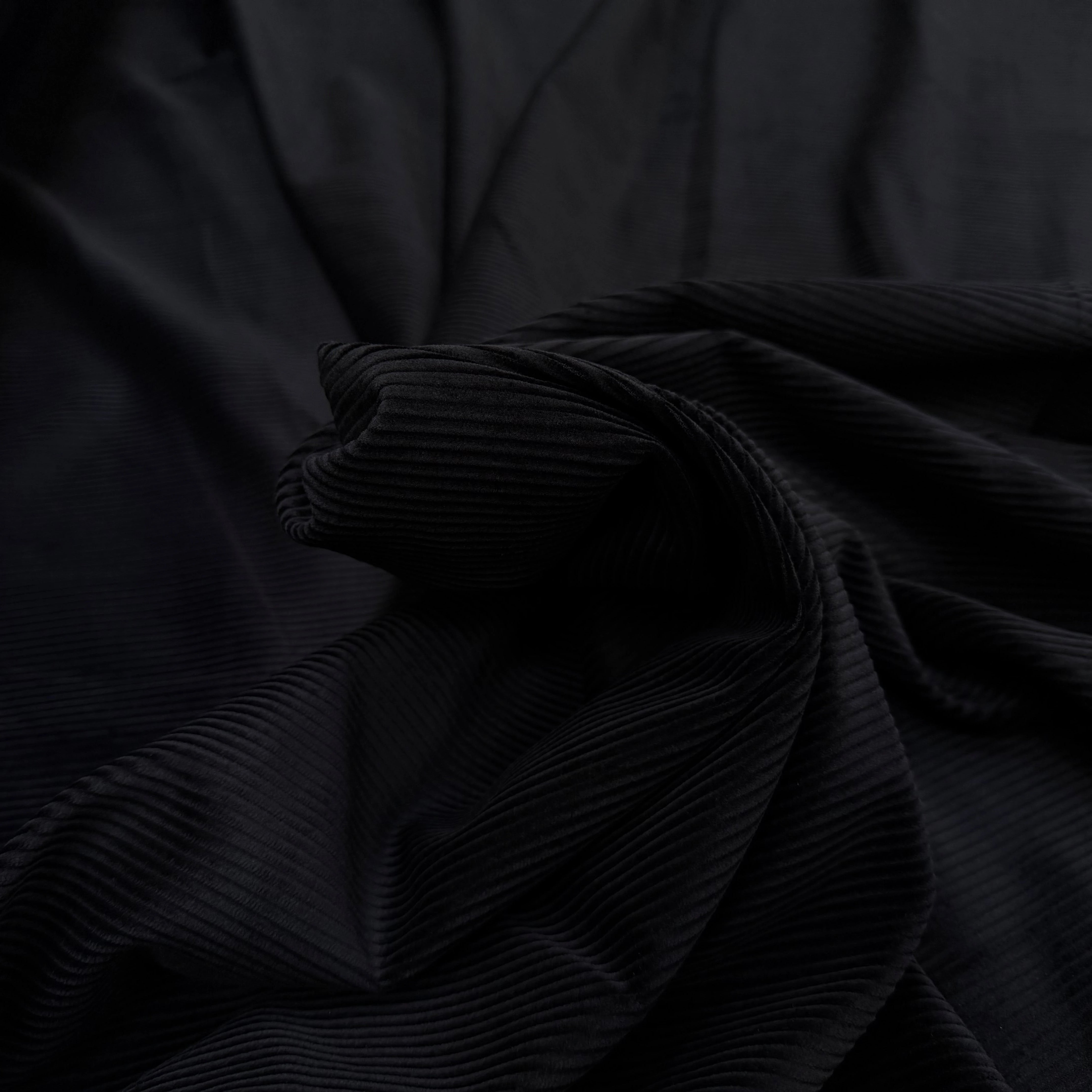 VELOURS CLASSIC 500 RAIES NOIR - My Little Coupon