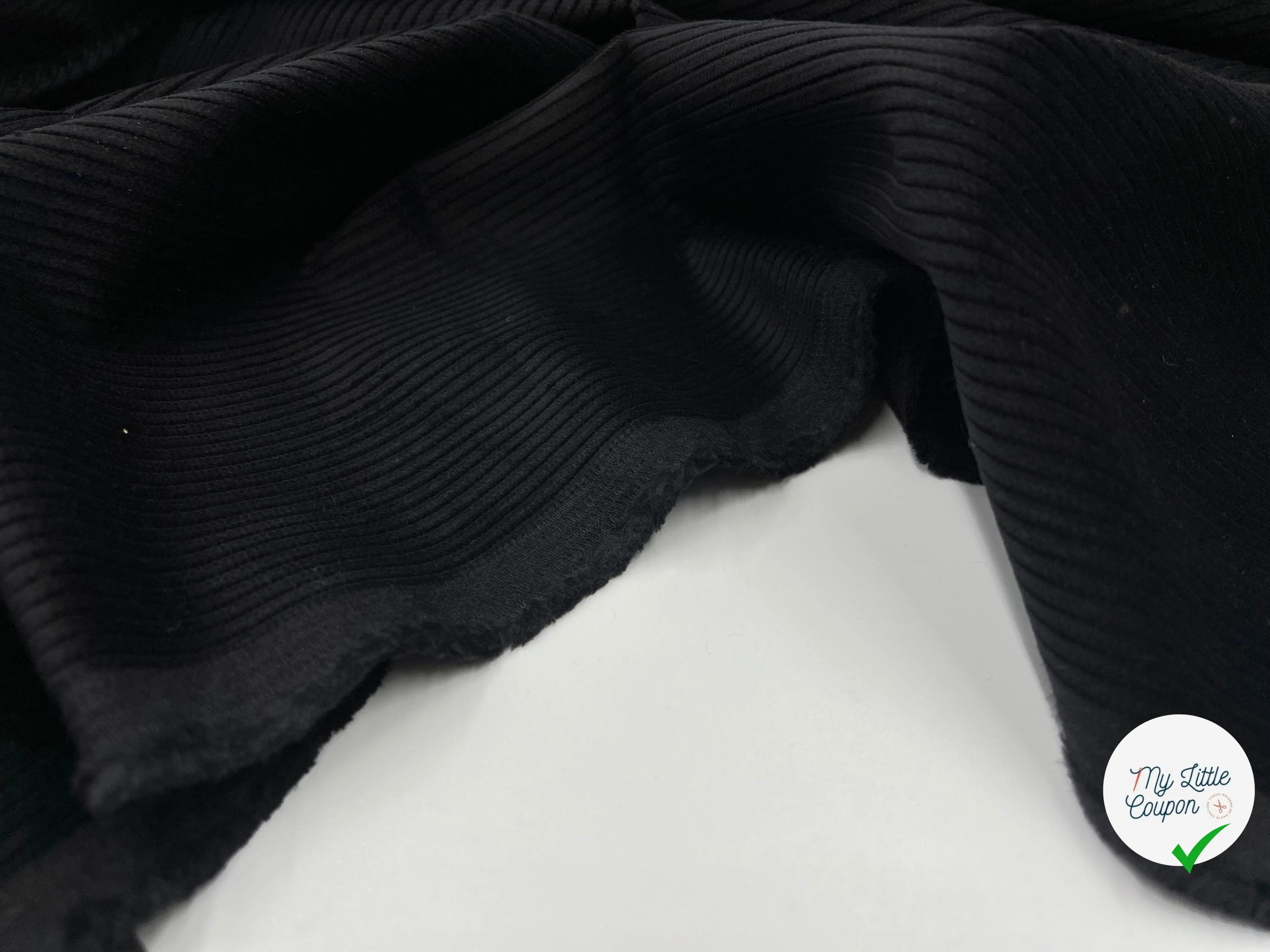 VELOURS CÔTELÉ 300 RAIES NOIR - My Little Coupon - tissu - coudre