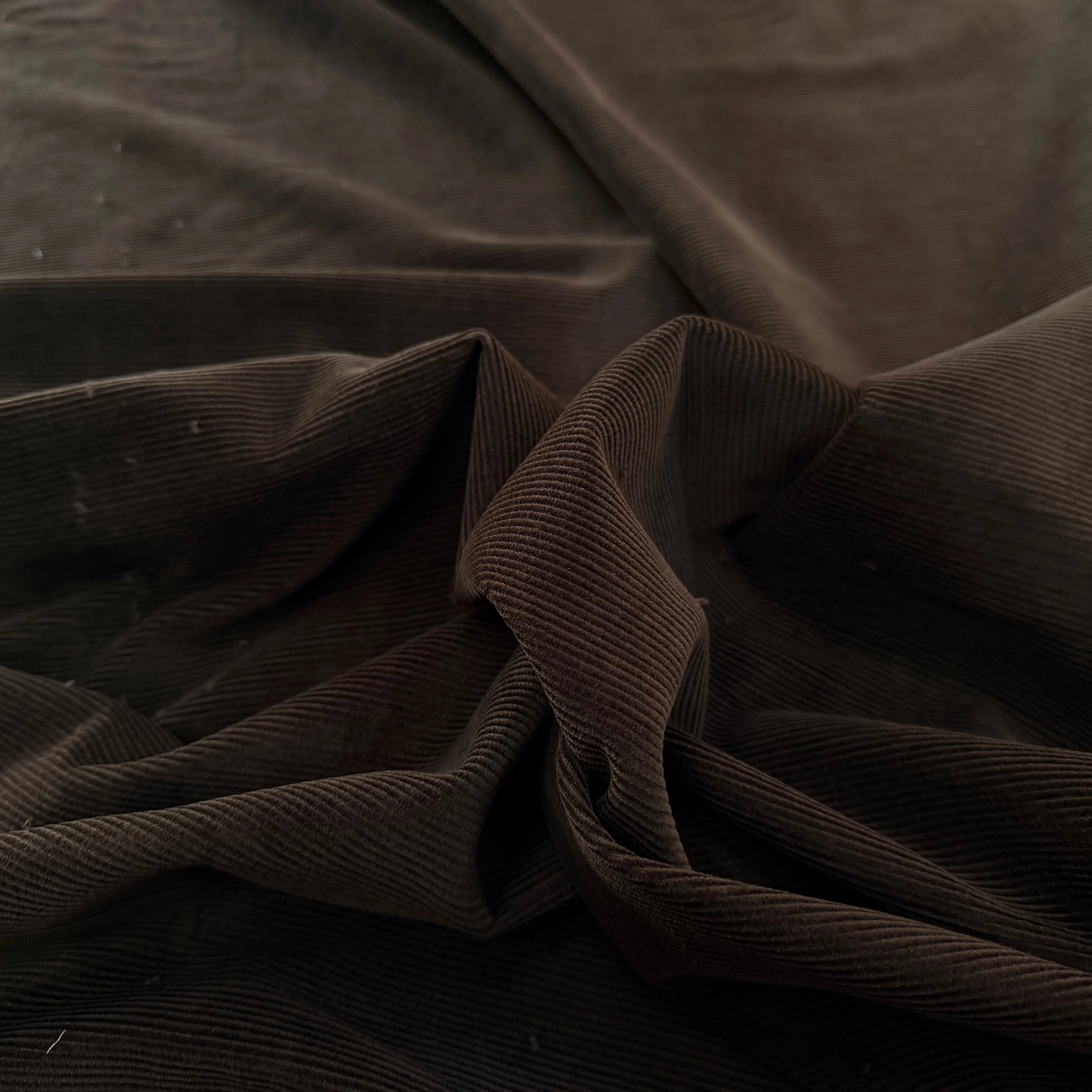 VELOURS COTELE EN COTON 1000 RAIES CAFE - My Little Coupon