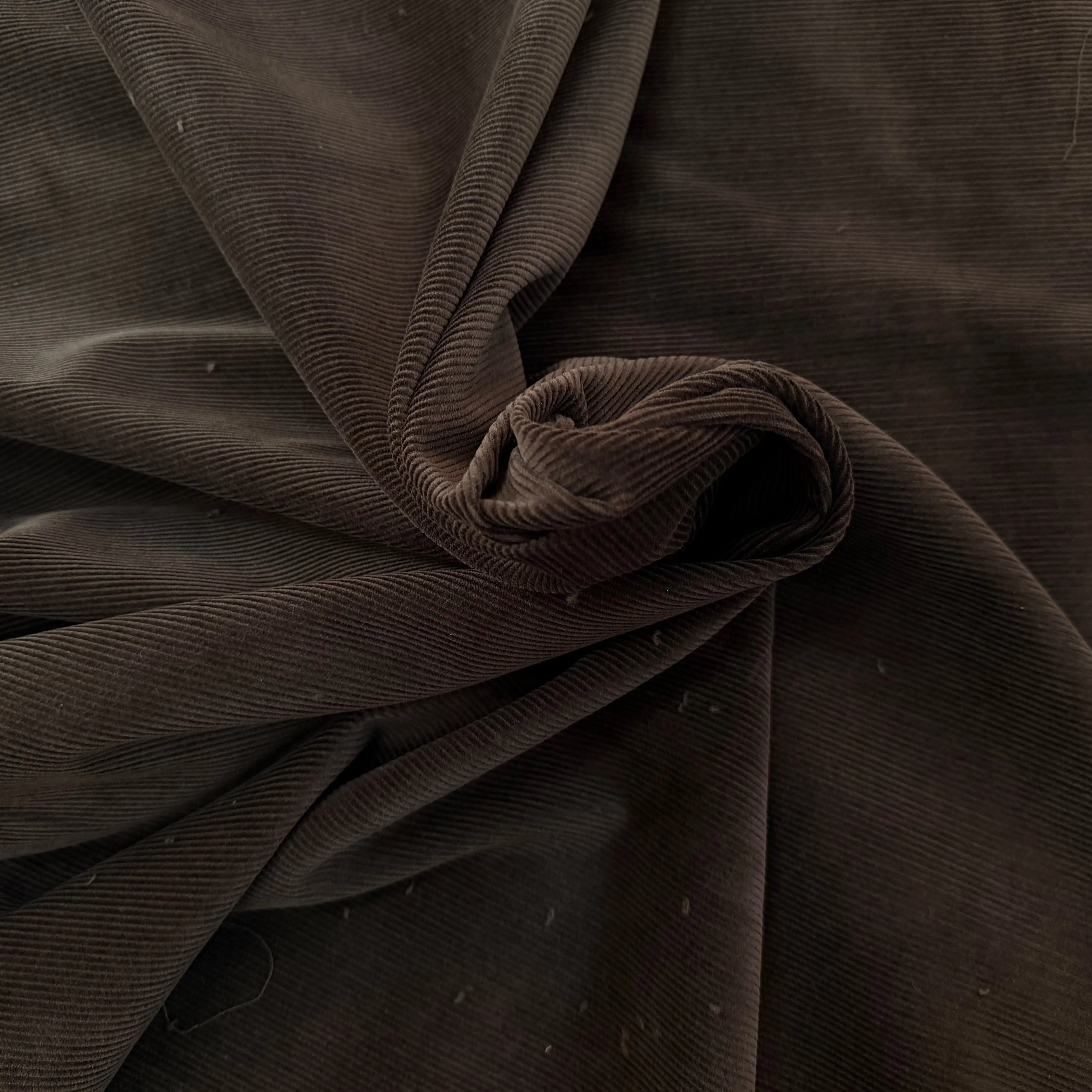 VELOURS COTELE EN COTON 1000 RAIES CAFE - My Little Coupon