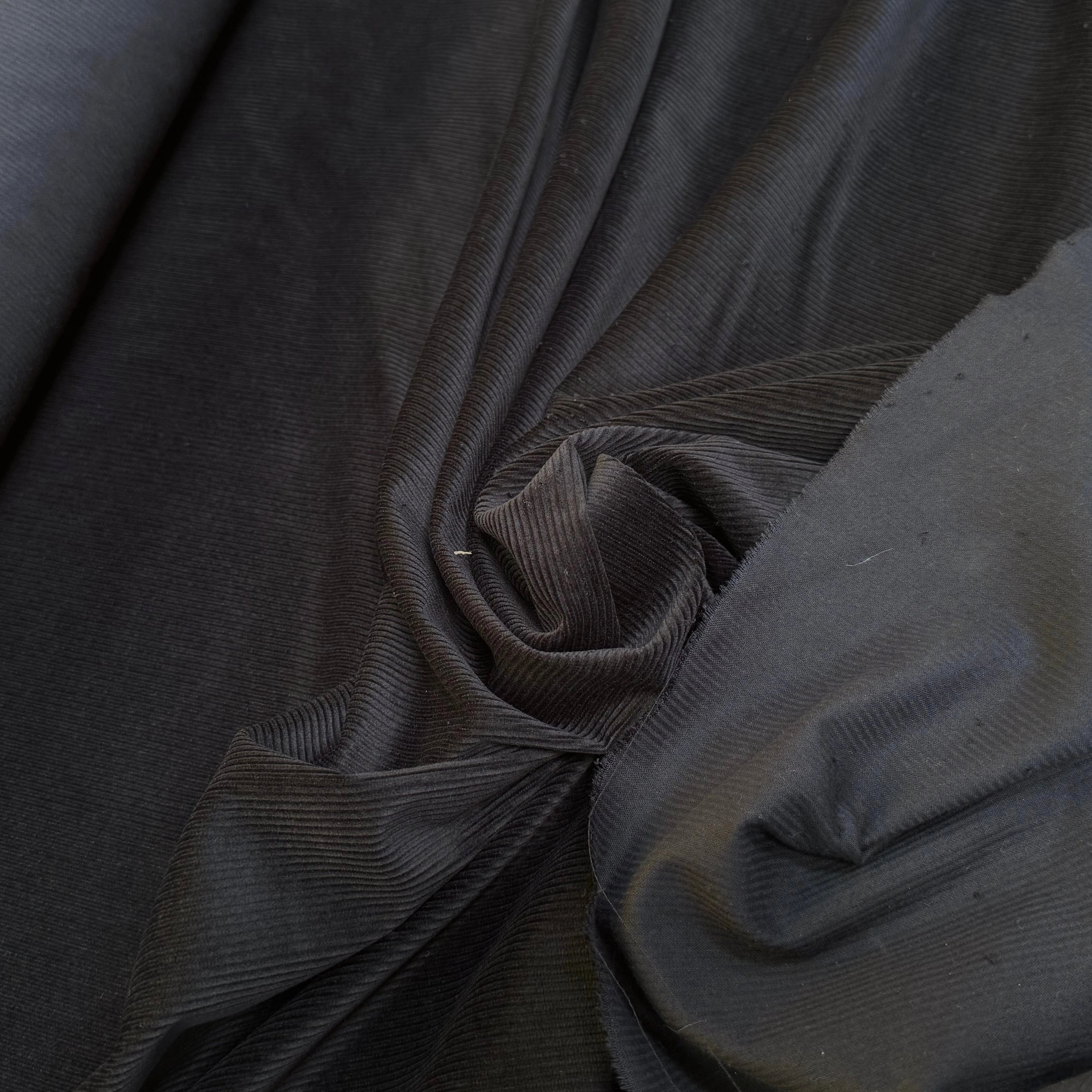 VELOURS DE COTON CÔTELÉ NOIR STRETCH - My Little Coupon