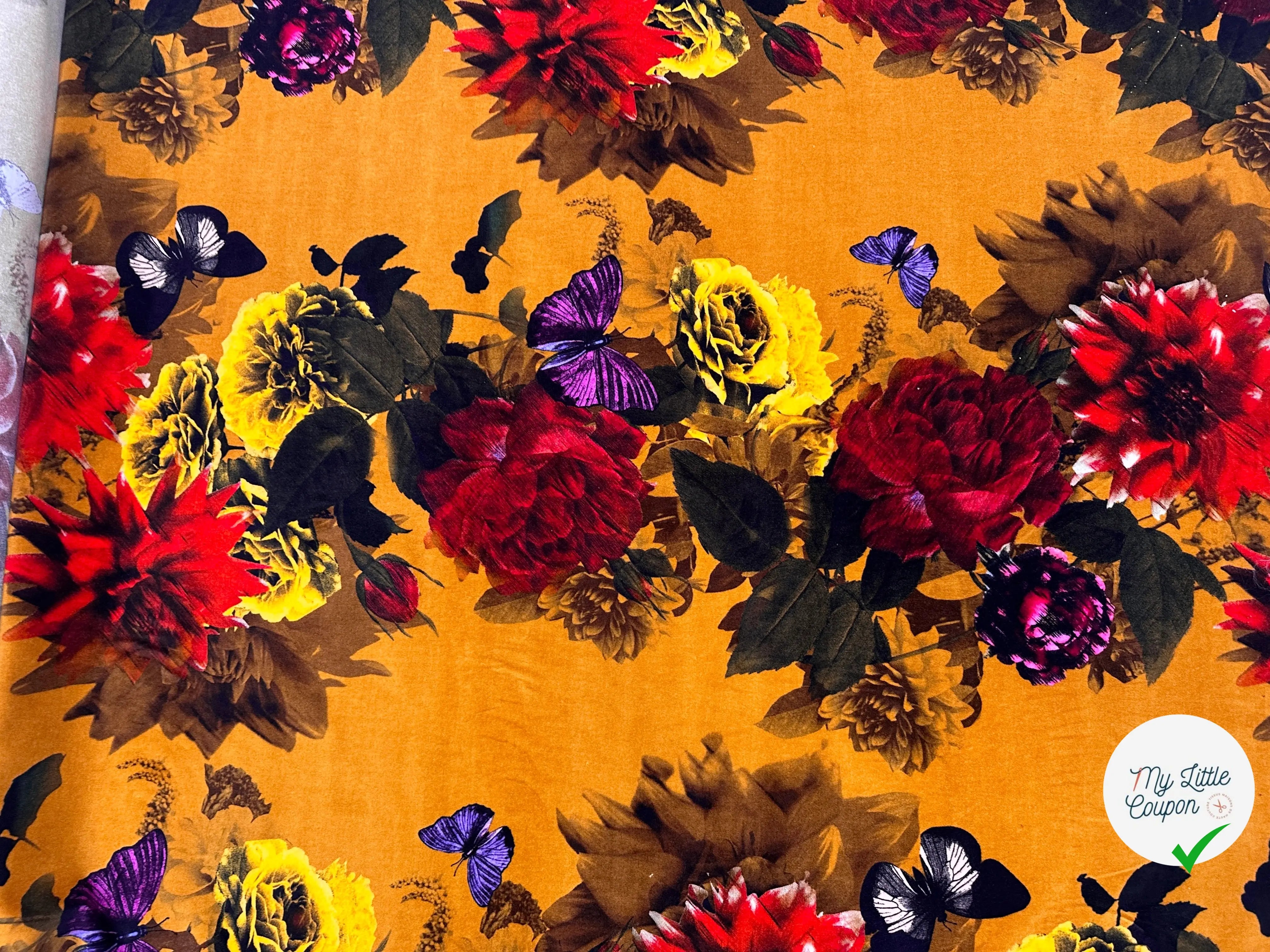 VELOURS DE COTON IMPRIMĂ FLORAL ET PAPILLONS MUSTARD MLC INTERN