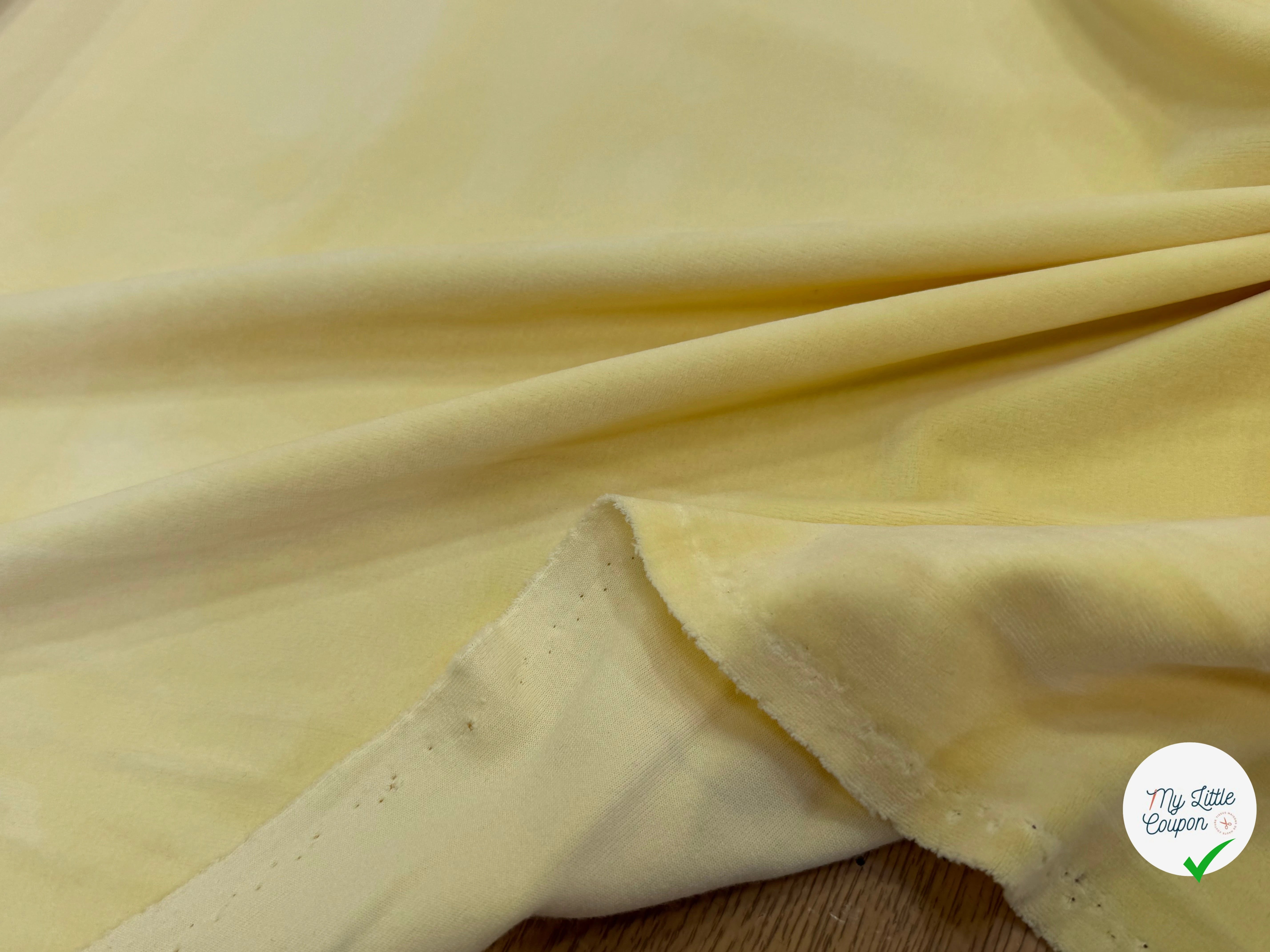 VELOURS DE COTON MOUSSE STRETCH PALE YELLOW TOUCHER DOUX - My Little Coupon